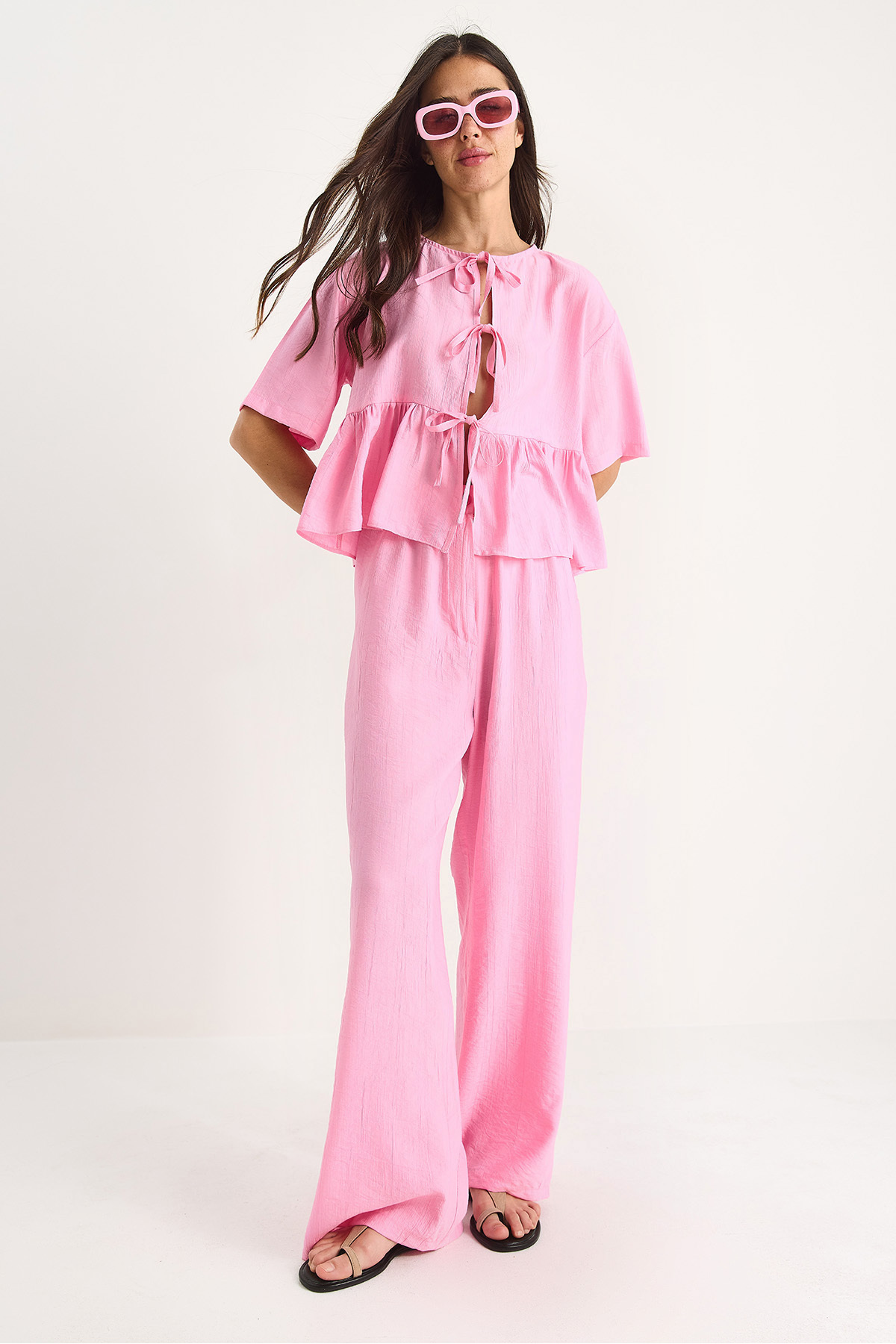 LUCCI Textured Two-Piece Coord Set with Ruffle Detail 3