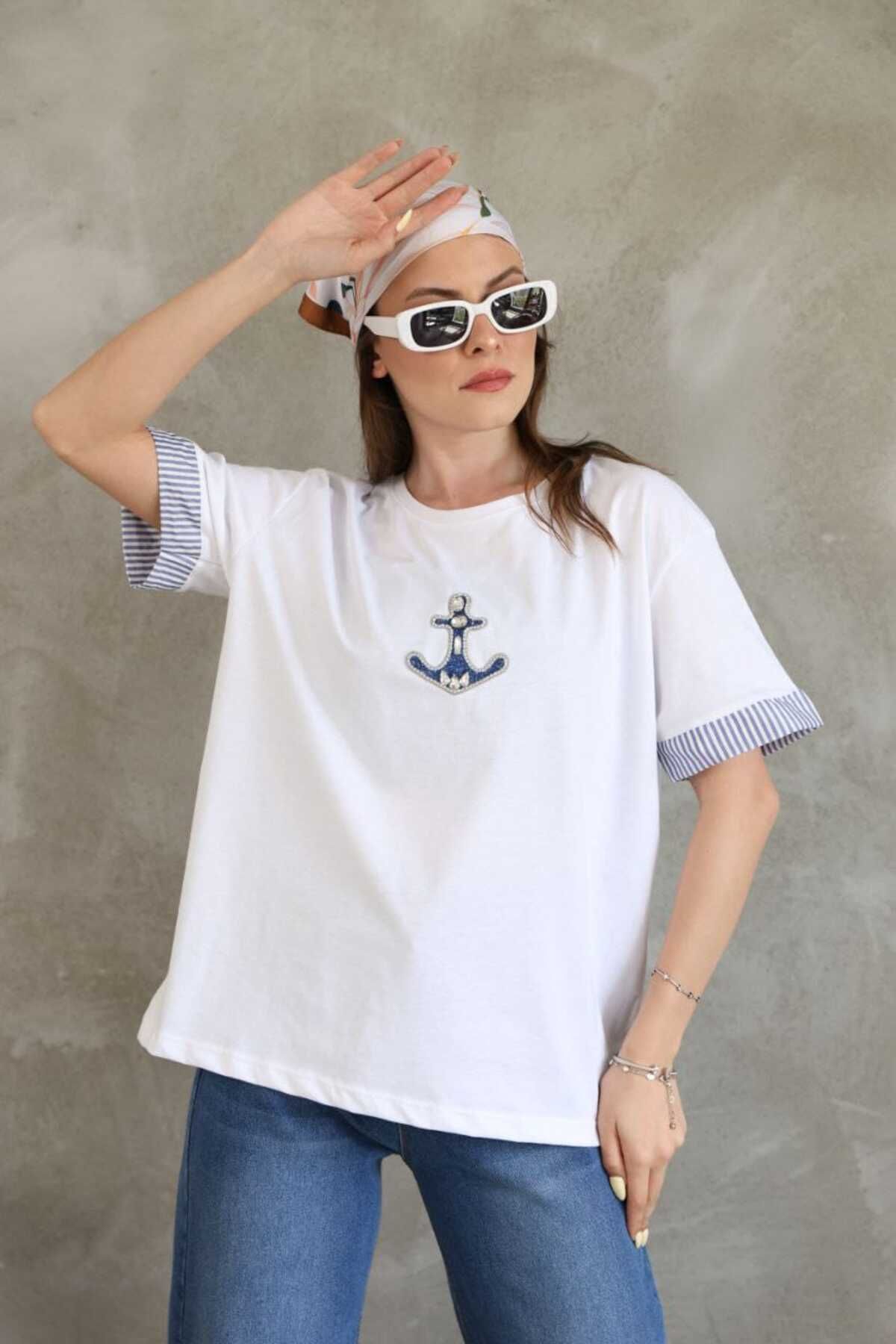 DOLCE QUEEN Kadın Bisiklet Yaka Kısa Kol Çapalı T-Shirt