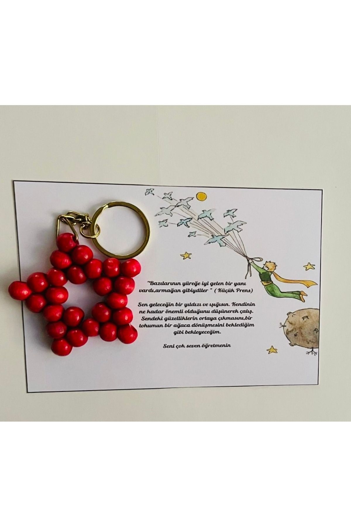 Hanne Gift Box HANNE GİFT BOX 10 adet kırmızı yıldız anahtarlıklı karne hediyesi