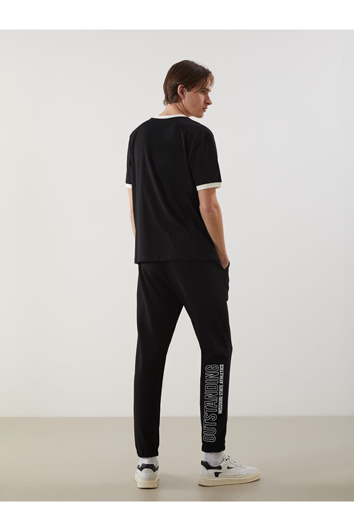 LC Waikiki Regular Kalıp 3 İplik Kumaş Baskılı Erkek Jogger Eşofman Altı