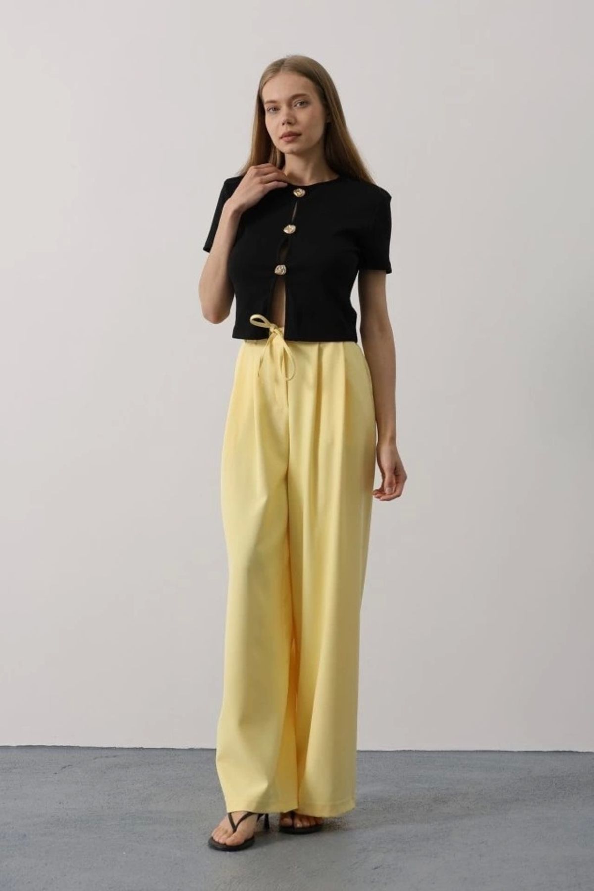 Butik Pileli Bağcıklı Oversize Pantolon - Sarı