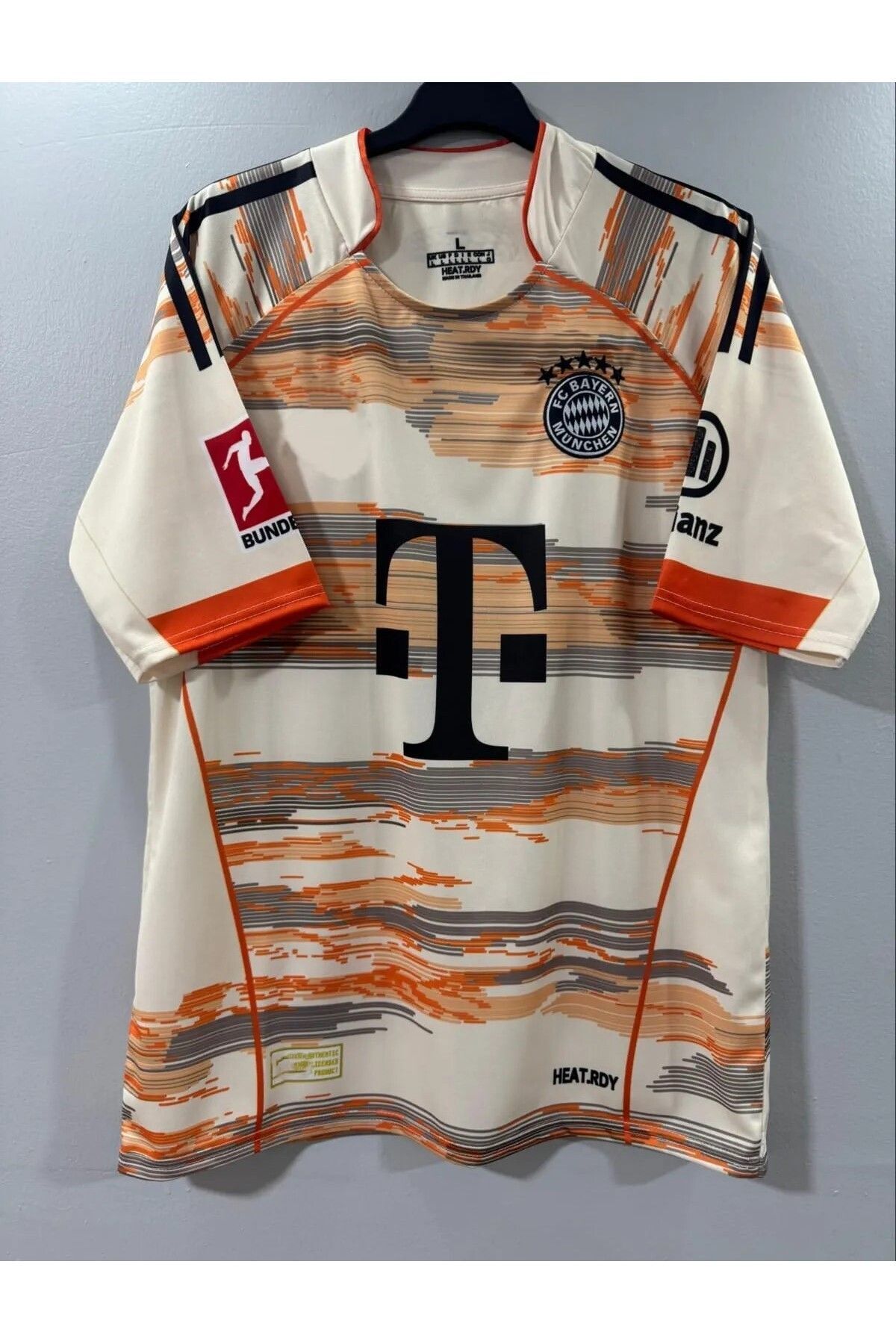 FEEL STYLE Bayern Münih 2025-26 Sezonu İsimsiz deplasman Forması