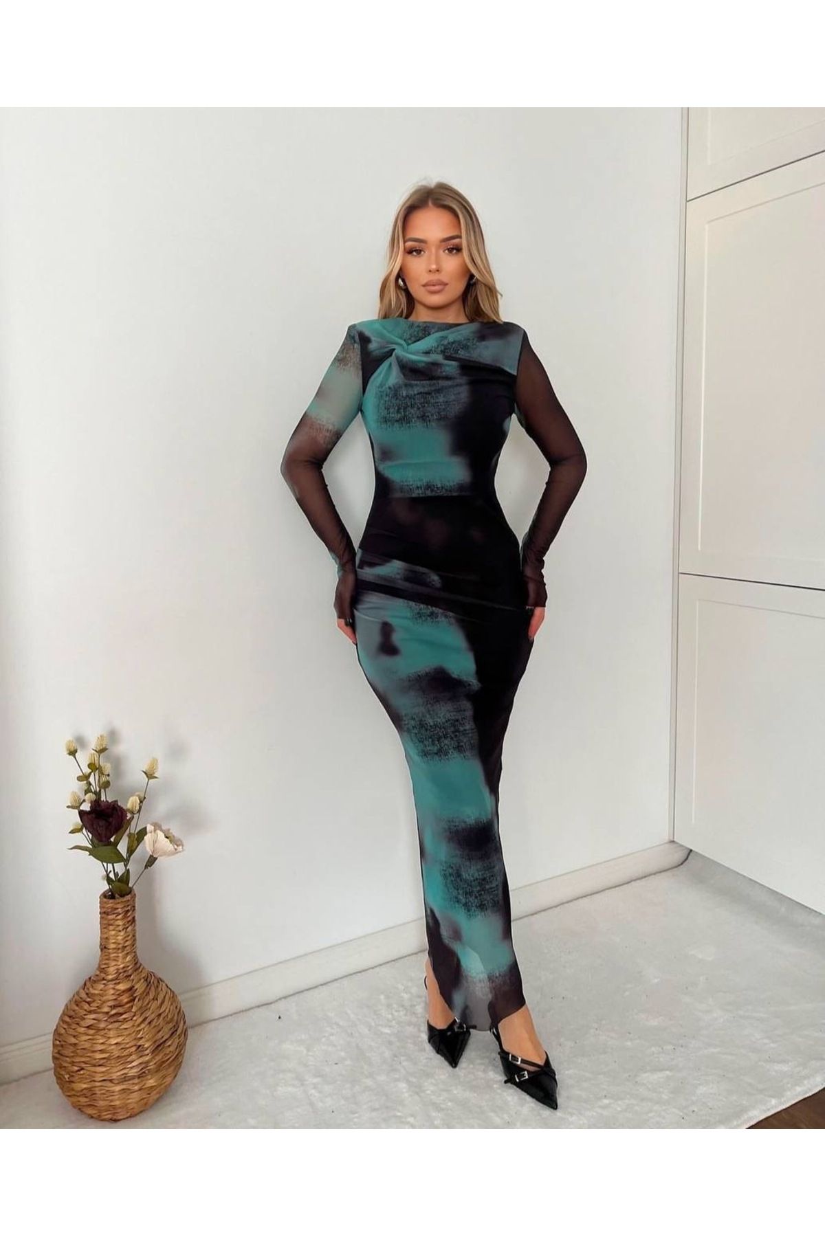 KOSHKA MODA Koshka Desenli Drape Detay Ömuz Vatka Uzun Siyah Tül Elbise