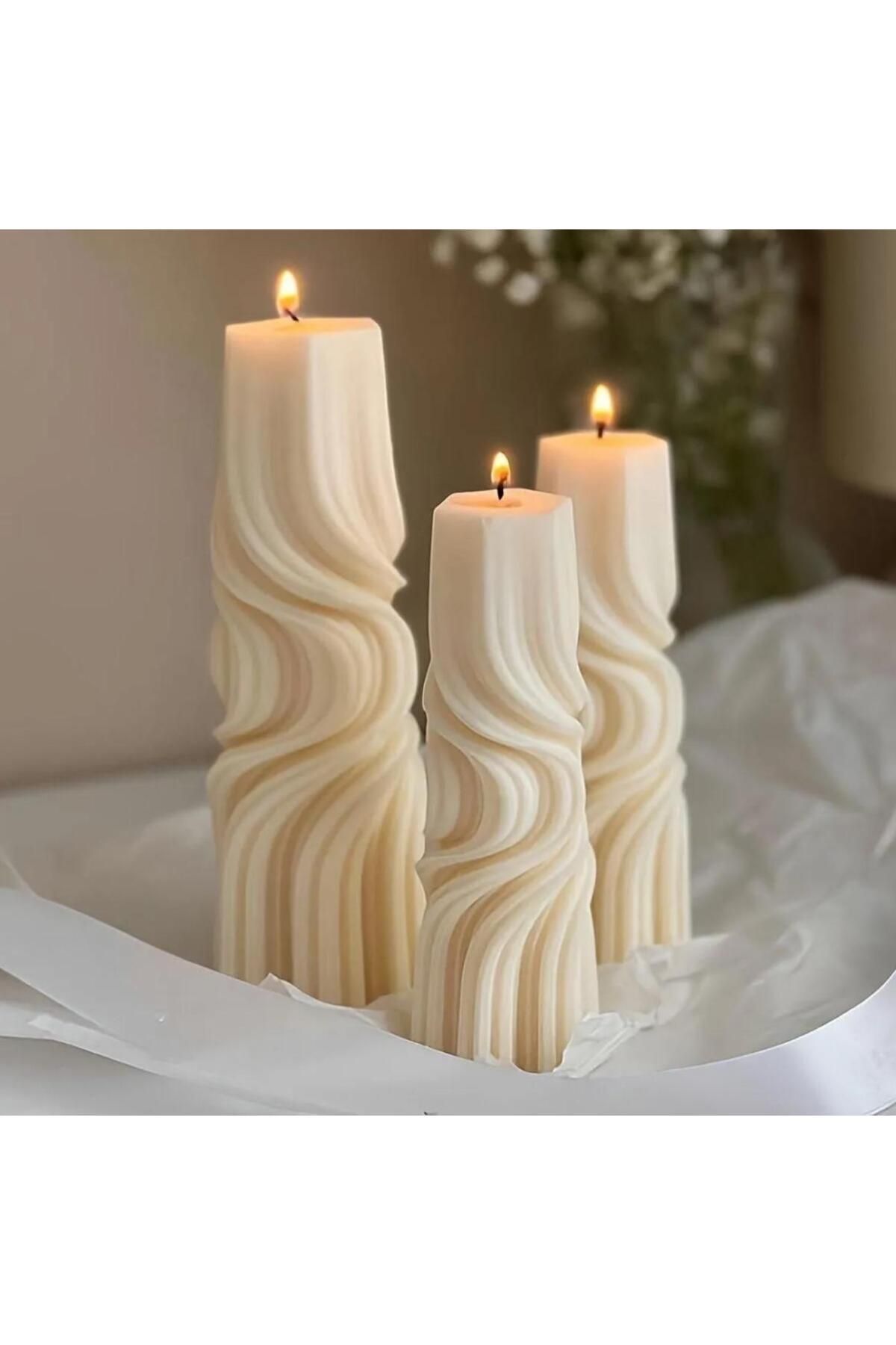 SCA CANDLE Dekoraitf Mum Dalgalı model 20 Cm 2 Adet +15 Cm 2 Adet toplam 3 parça Kırık Beyaz Renk