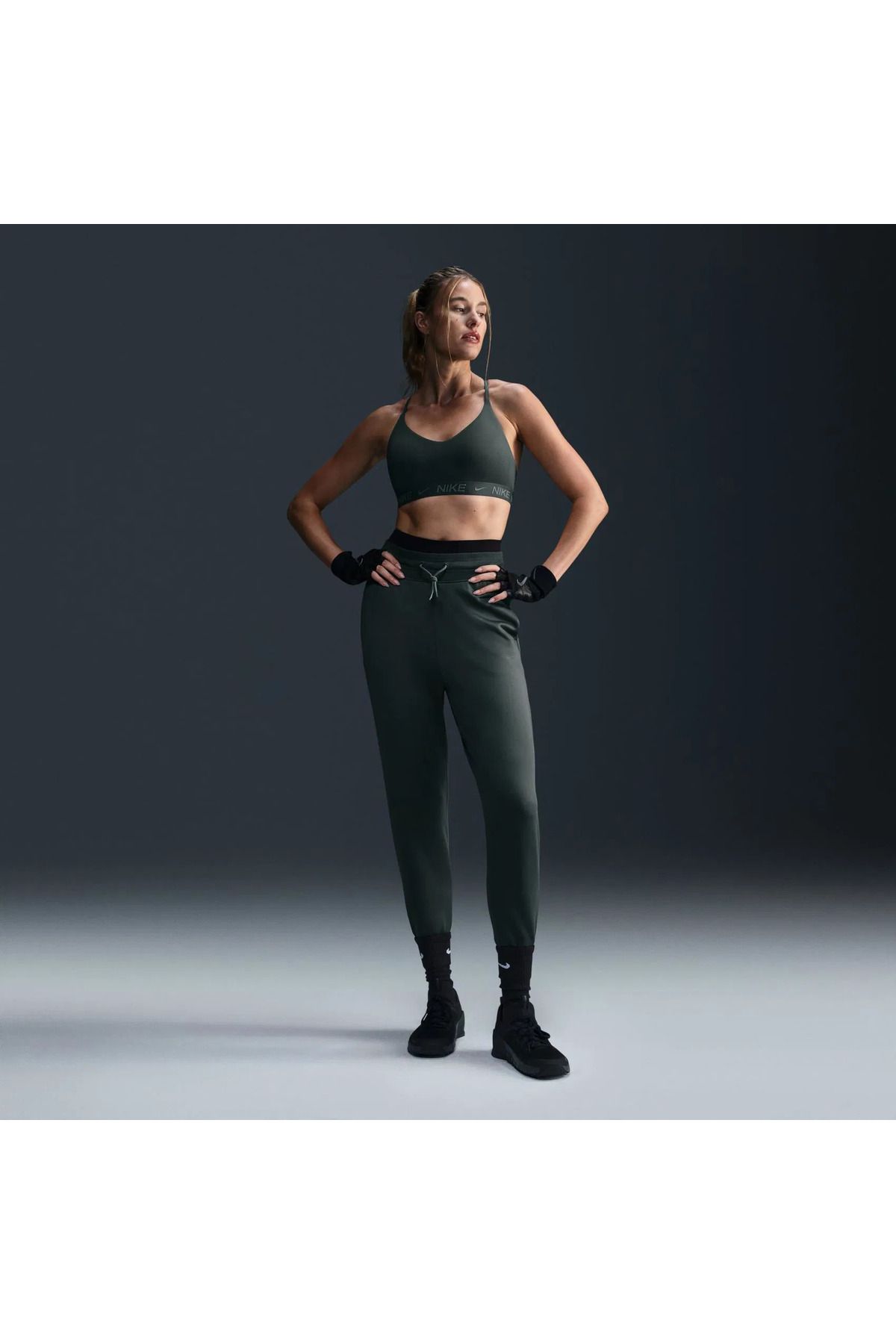 Nike Therma-Fit One High-Waisted 7/8 Versatile Kadın Eşofman Altı