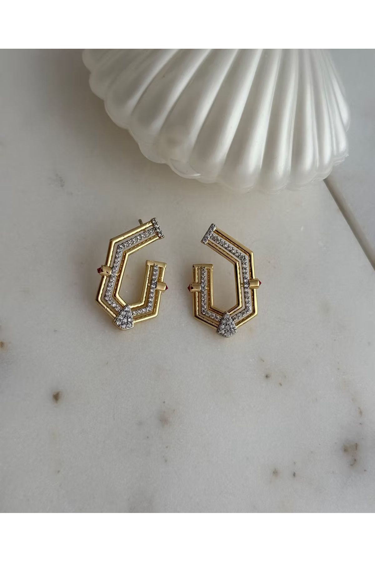 EcMore Jew Gilded Geometrics