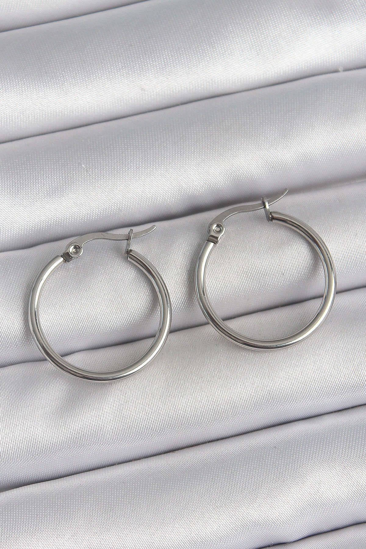 Avantaj Kapıda ® 316 Çelik Gümüş Renk 22 mm Halka Model Kadın Küpe