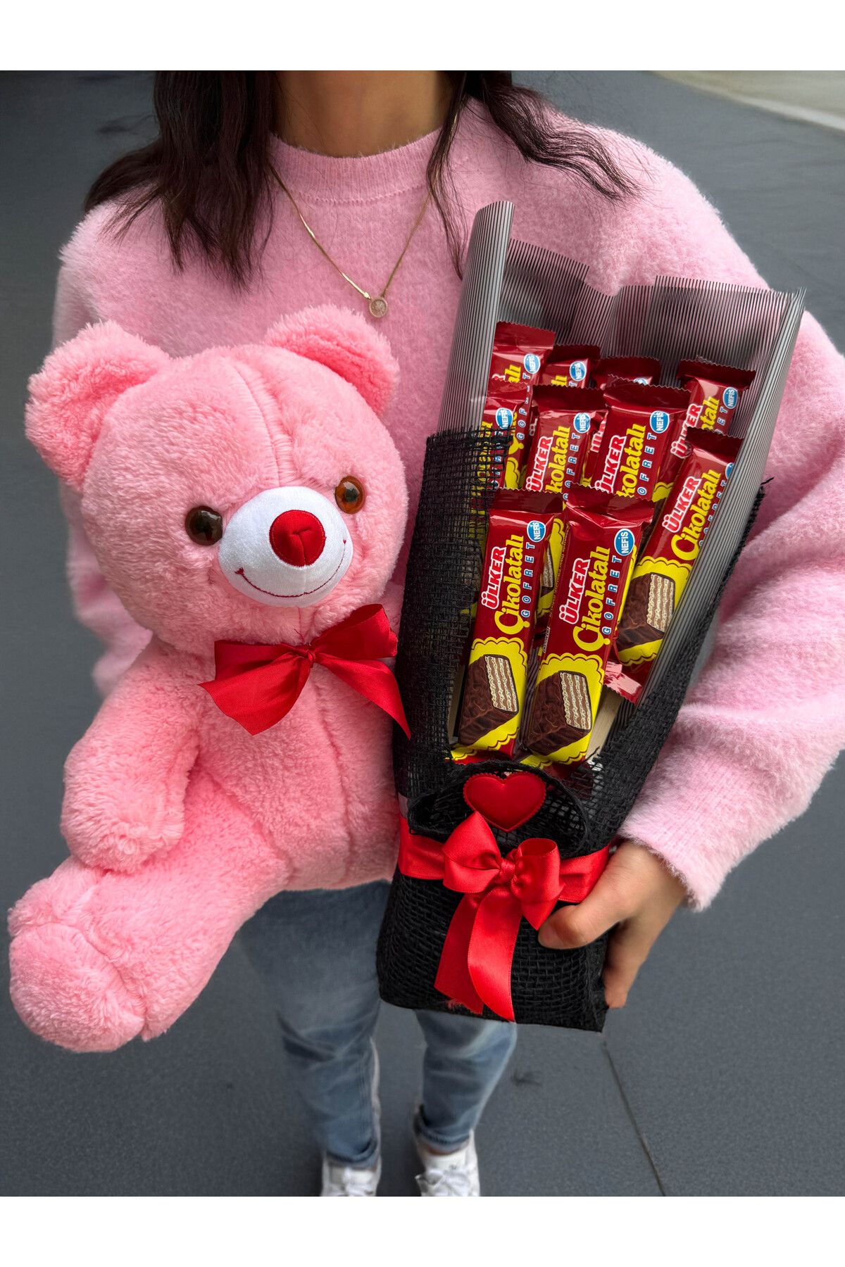 lenostra Sevgiliye Alınacak Hediye 35cm Pembe Ayıcık ve Çikolatalı Gofret Buketi Hediyelik Çikolata