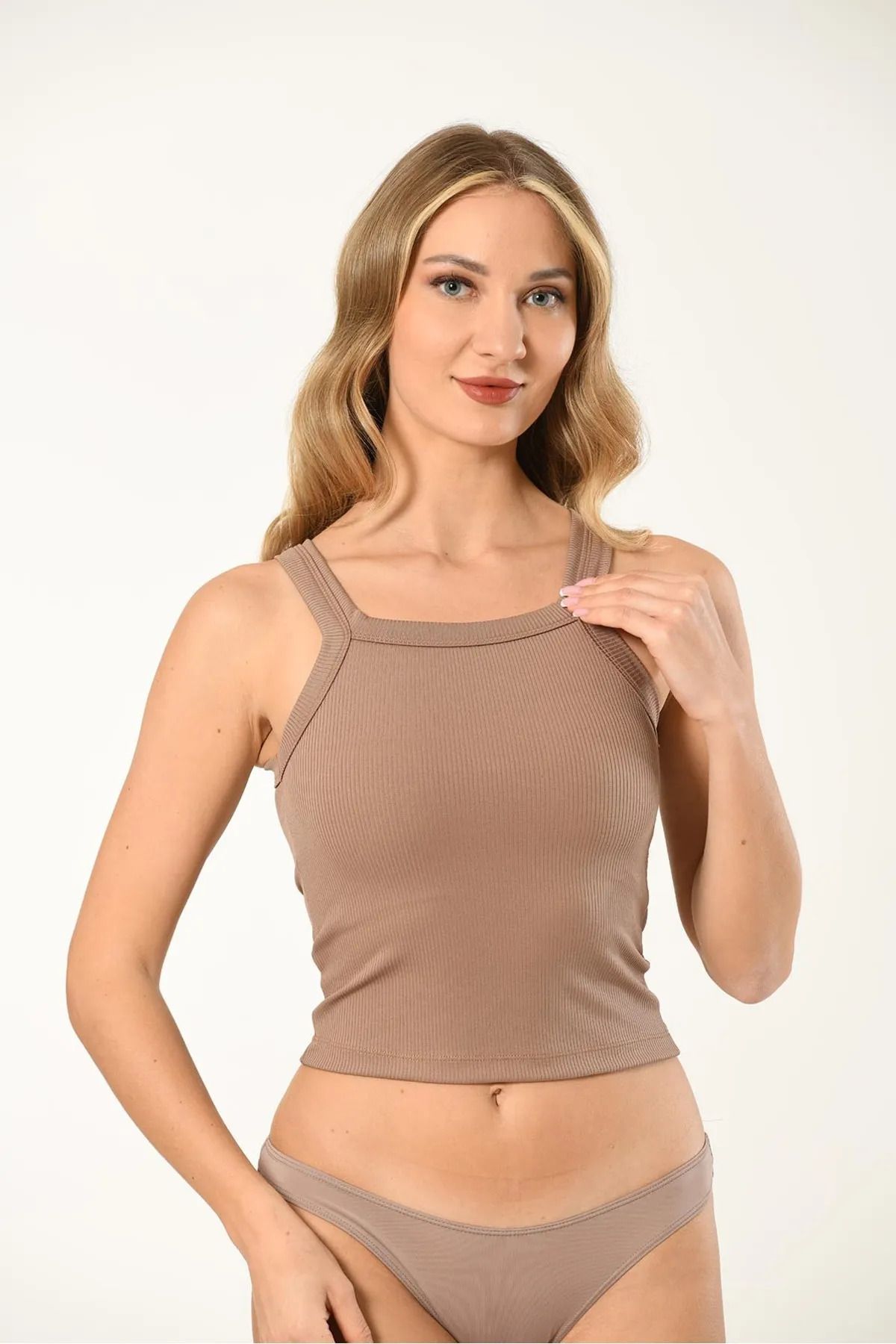 shiny date Halter Yaka Pedli Crop Sporcu Atlet
