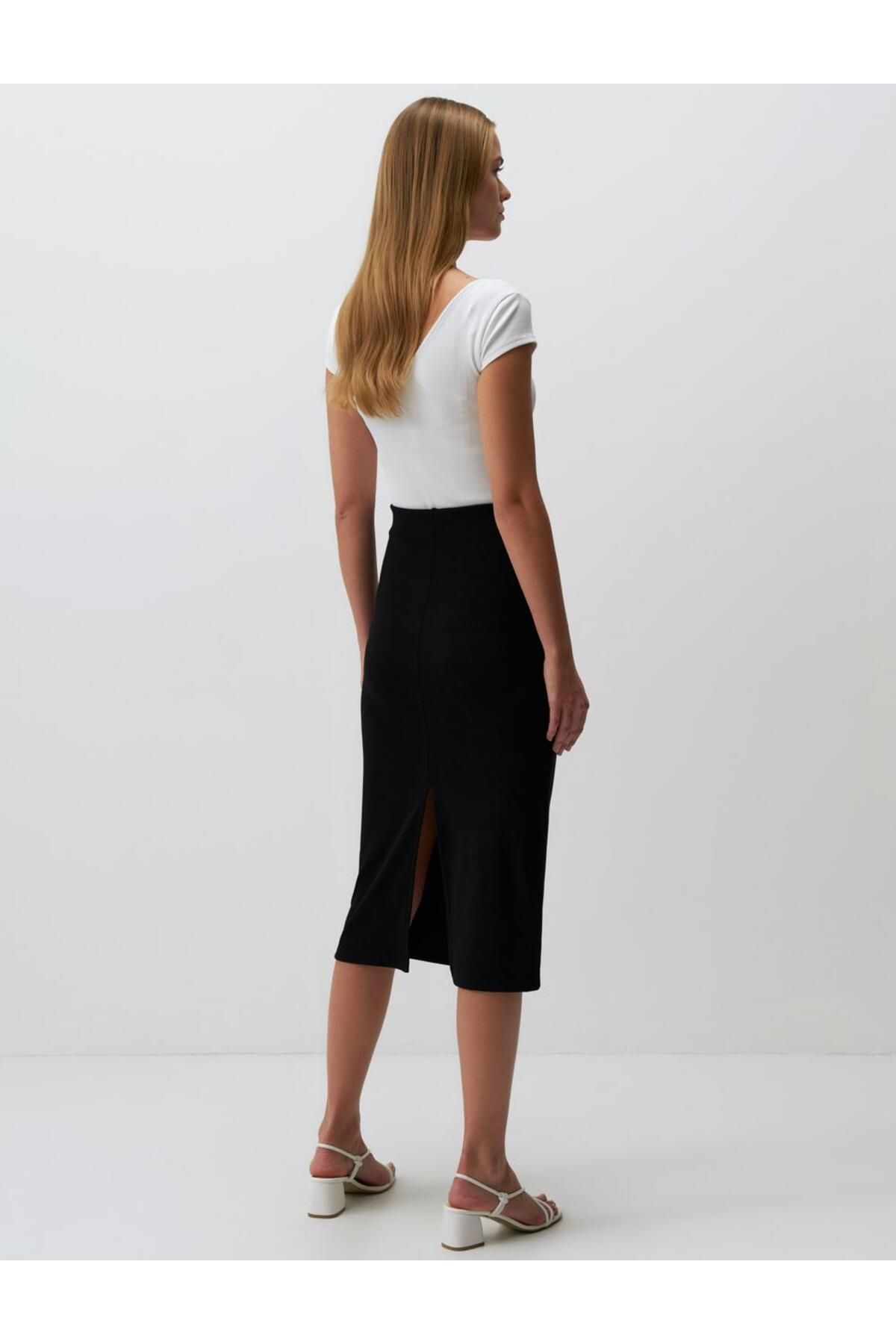 Jimmy Key-Regular Waist Knitted Midi Skirt with Slits 5
