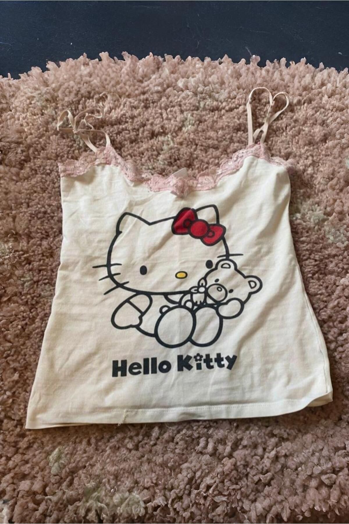 Karakedi Beyaz Hello Kitty Bear Cub Y2K Askılı Crop