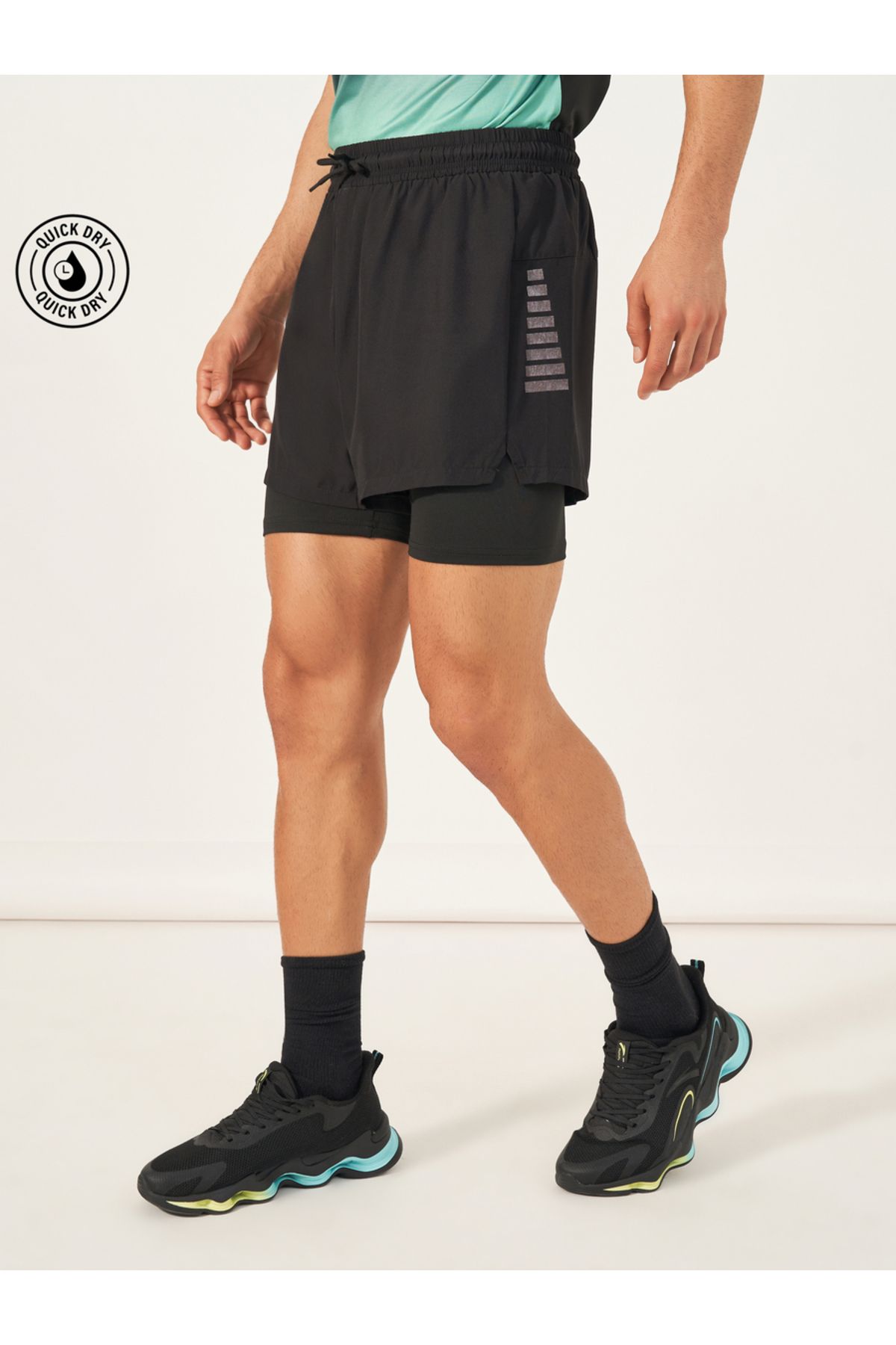 Styli-4-Way Stretch 2in1 Training Shorts with Side Print Detail 1