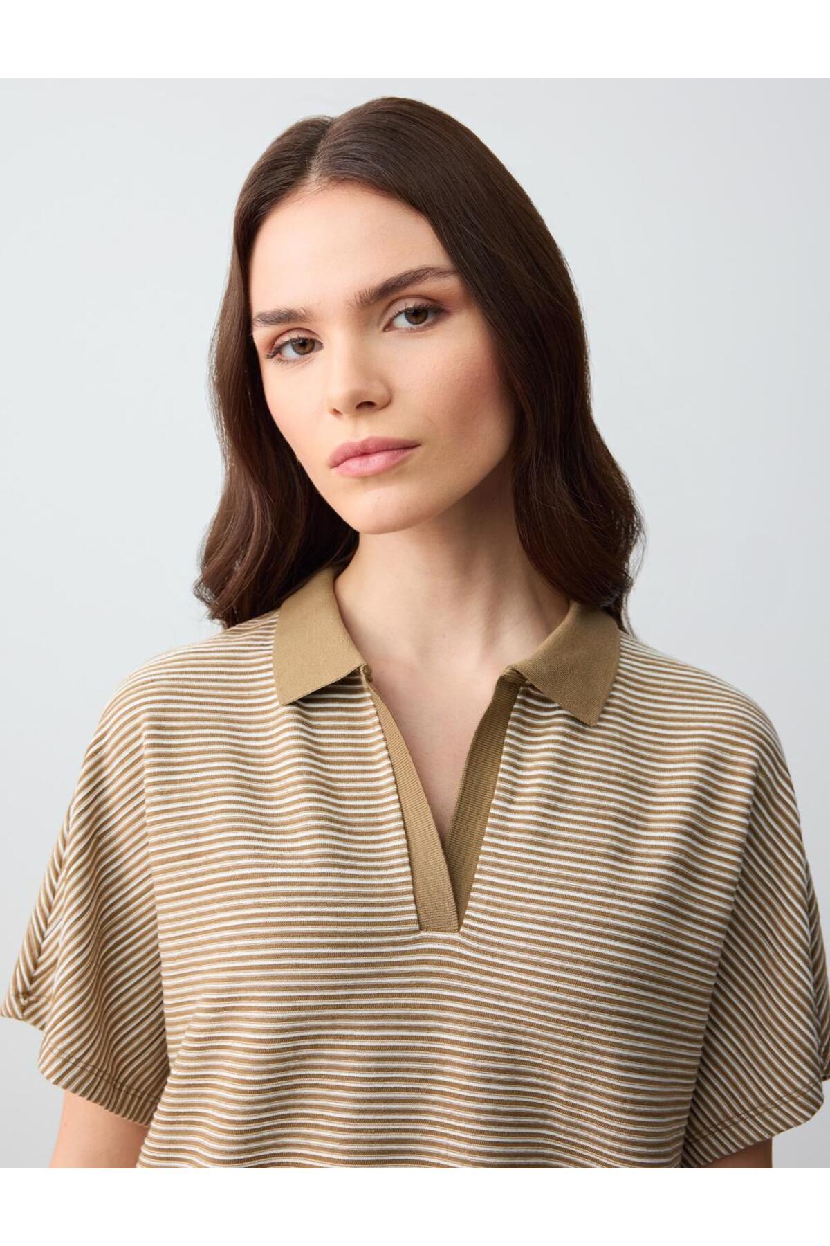Jimmy Key-Knitted Beige T-shirt 4