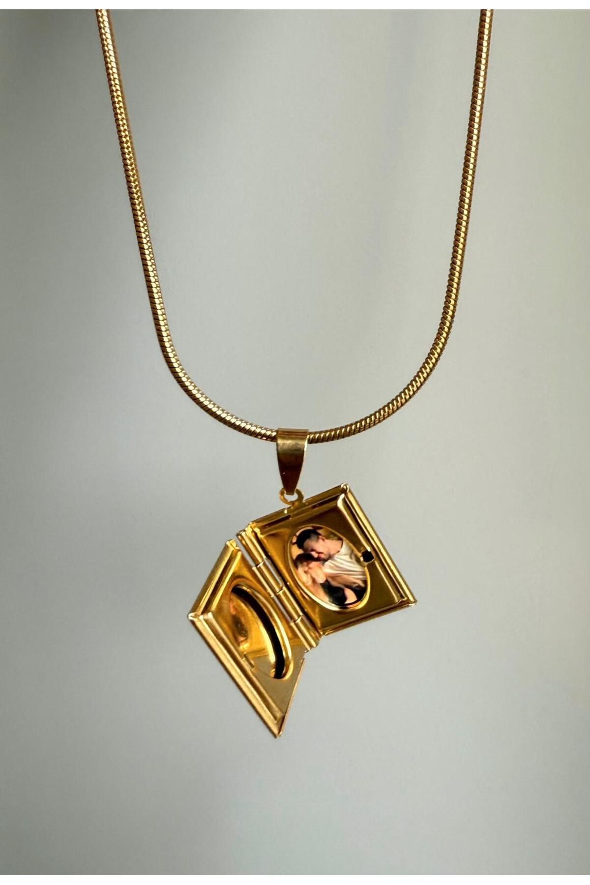 Omelya Store Gold Çelik Fotoğraflı İçi Açılabilir Kolye (40+5cm)