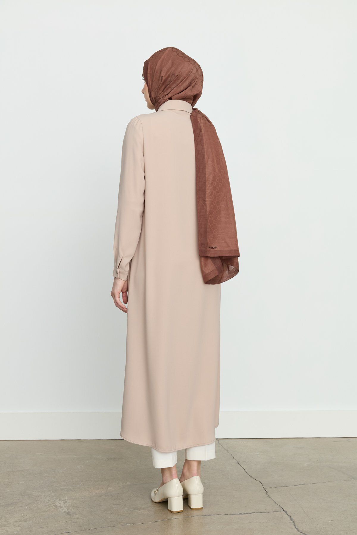 Nihan-Basic Tunic Beige with Side Slits 4