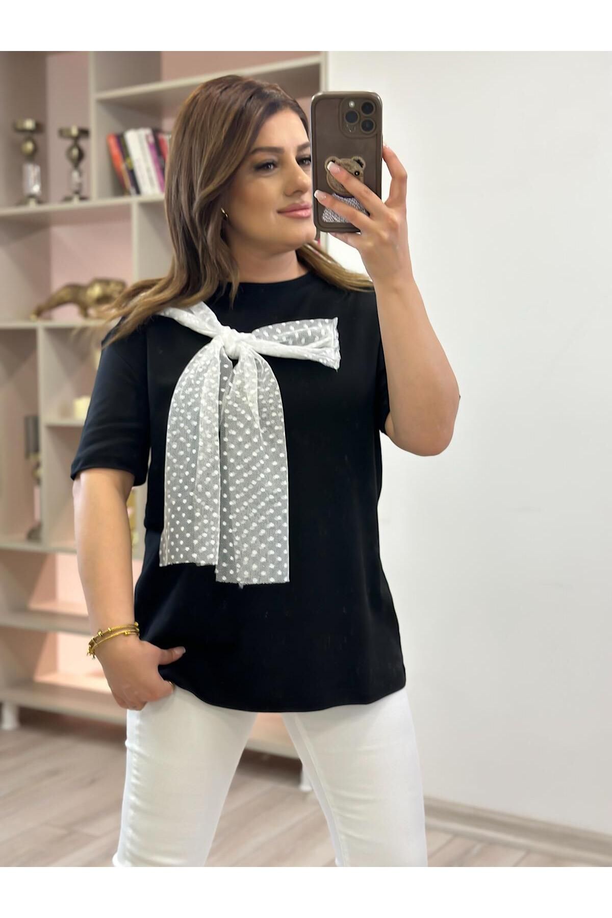 MELTEM TUĞAN Tül Fiyonk Detaylı Tshirt SİYAH