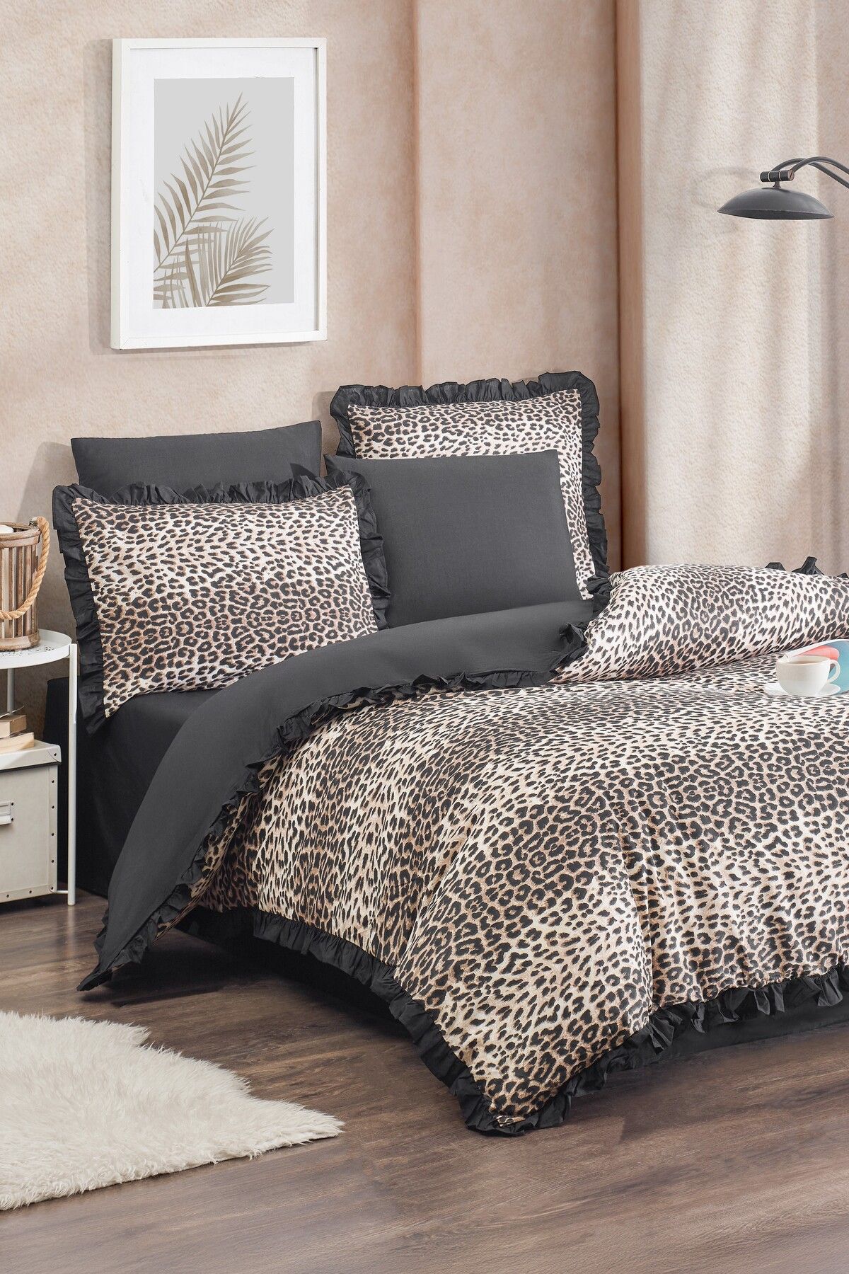 GARDEN ROOM FIRFIR'LI ORGANİK PAMUK ÇİFT KİŞİLİK NEVRESİM TAKIMI LEOPAR SİYAH