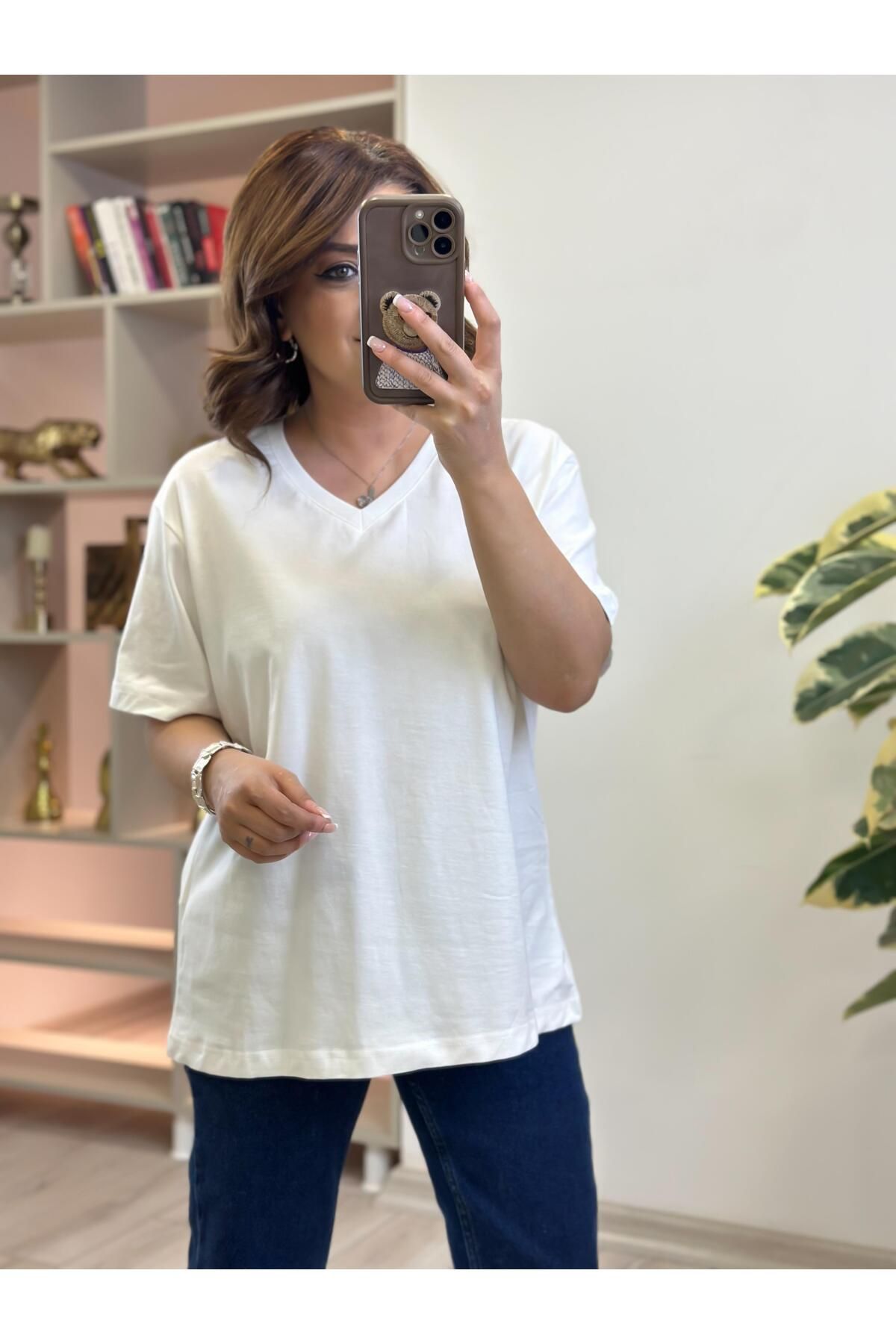 MELTEM TUĞAN V yaka Pamuklu Tshirt BEYAZ