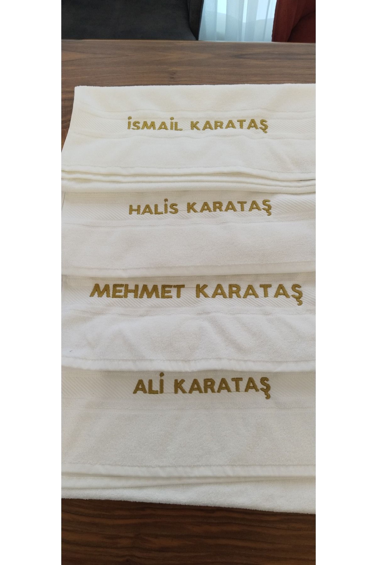 HDD İsme Özel - İstediğini Yazdıra Bildiğin Nakışlı Havlu 50 x 90 cm