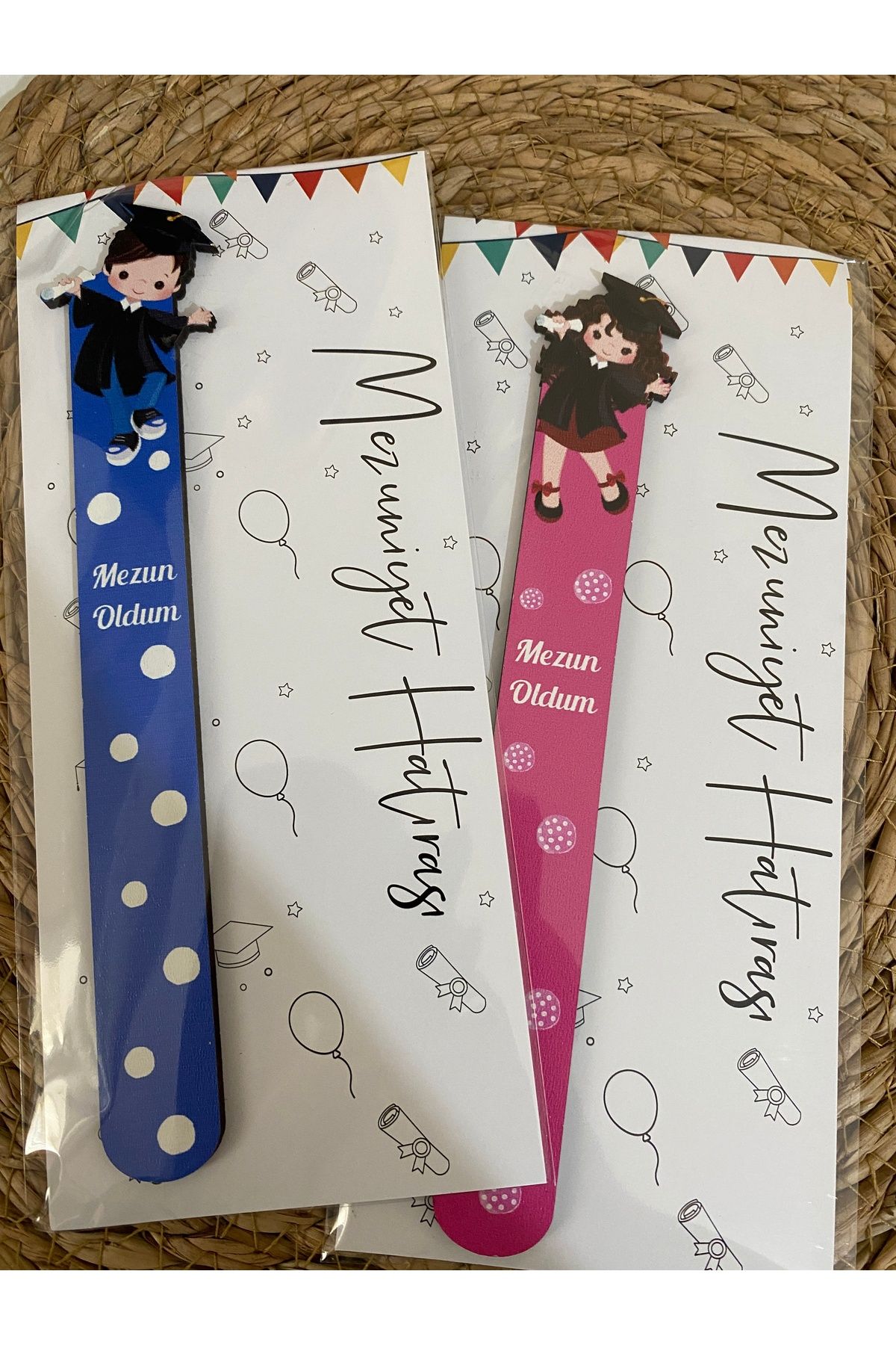 DKY Mezuniyet Töreni Hediyelik Kitap Ayraç Set 12 Adet (6 Kız 6 Erkek)