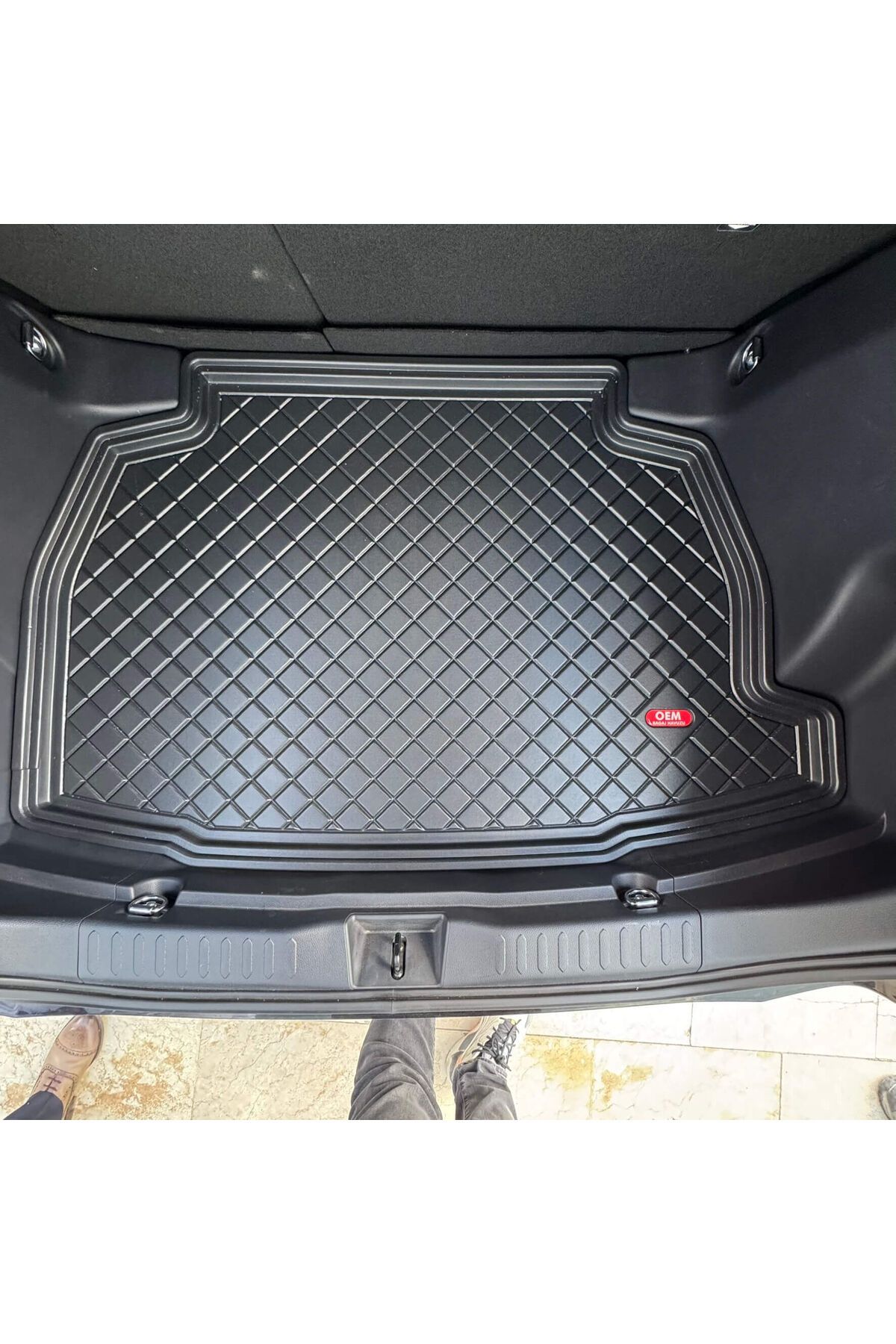 OEM Toyota C-Hr | 2023 Sonrası Bagaj Havuzu | Ses Sistemi Var