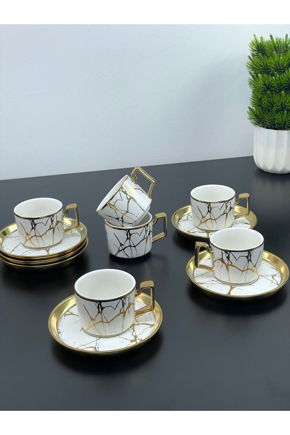 YzHome 6 Kişilik Porselen Yaldızlı Kahve Fincan Takımı Seti Beyaz Mermer Desenli