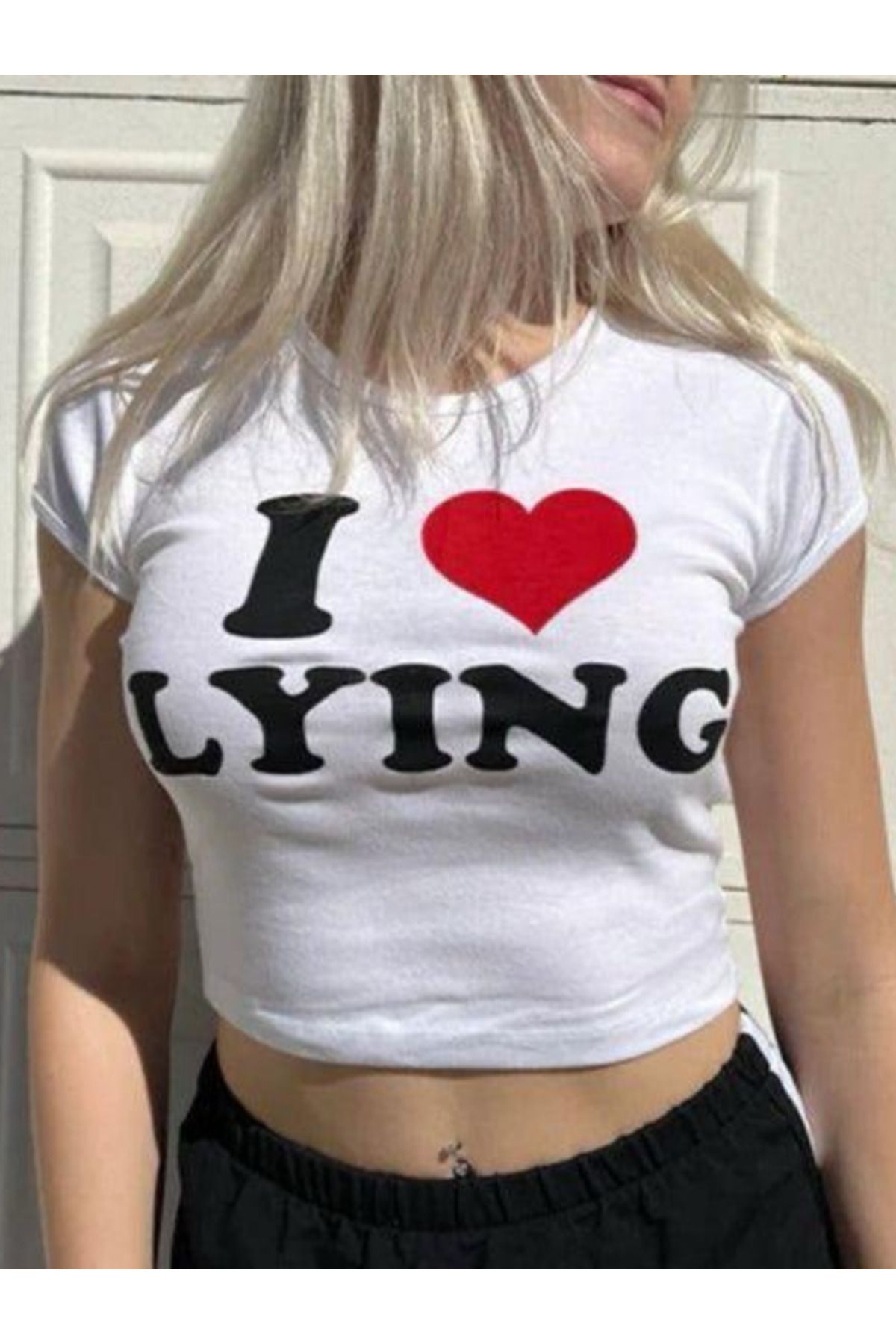 DEEFWEAR DREICH I LOVE LYING BASKILI BEYAZ CROP