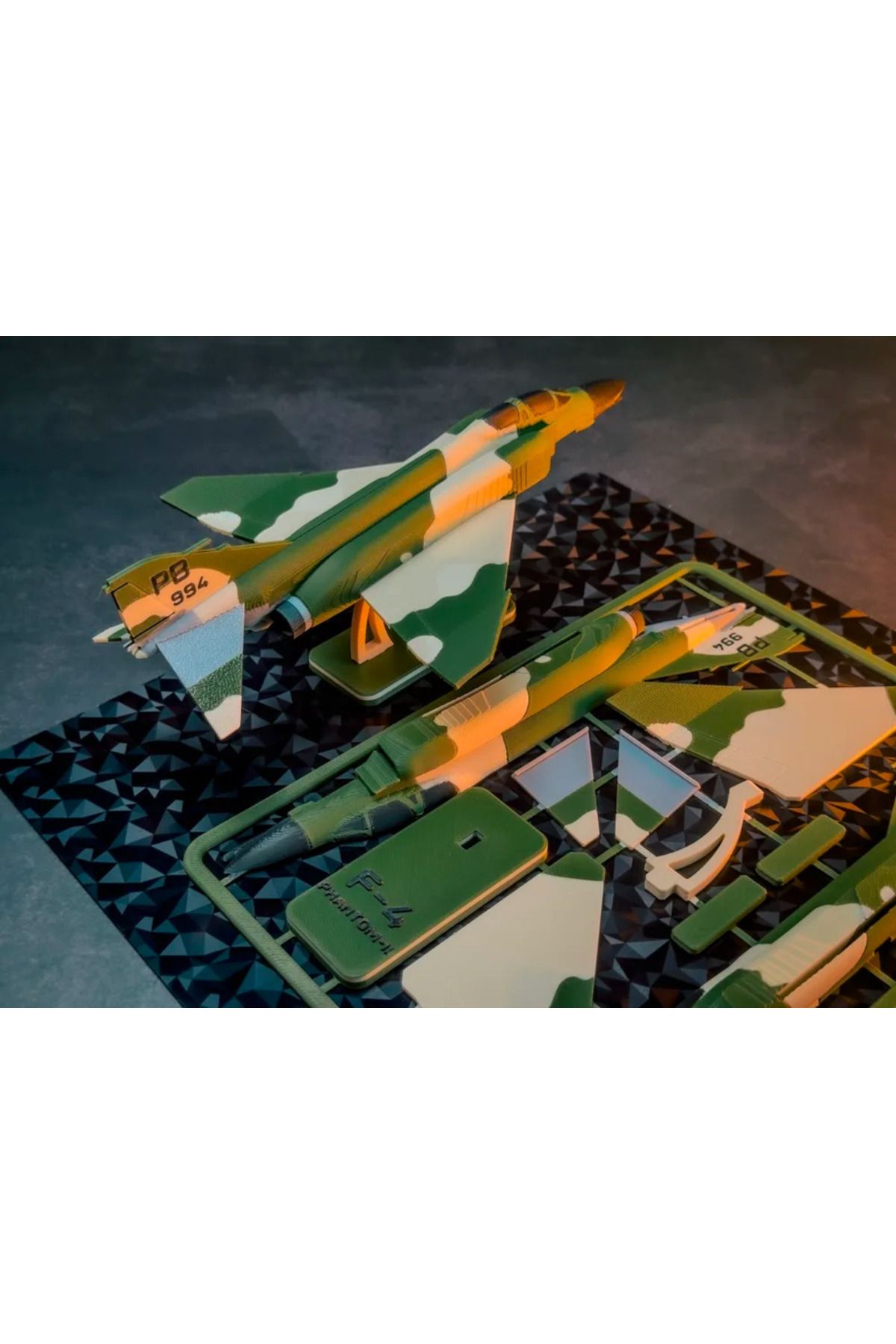 GİT3D-مجموعة ألغاز الطائرة F-4 2