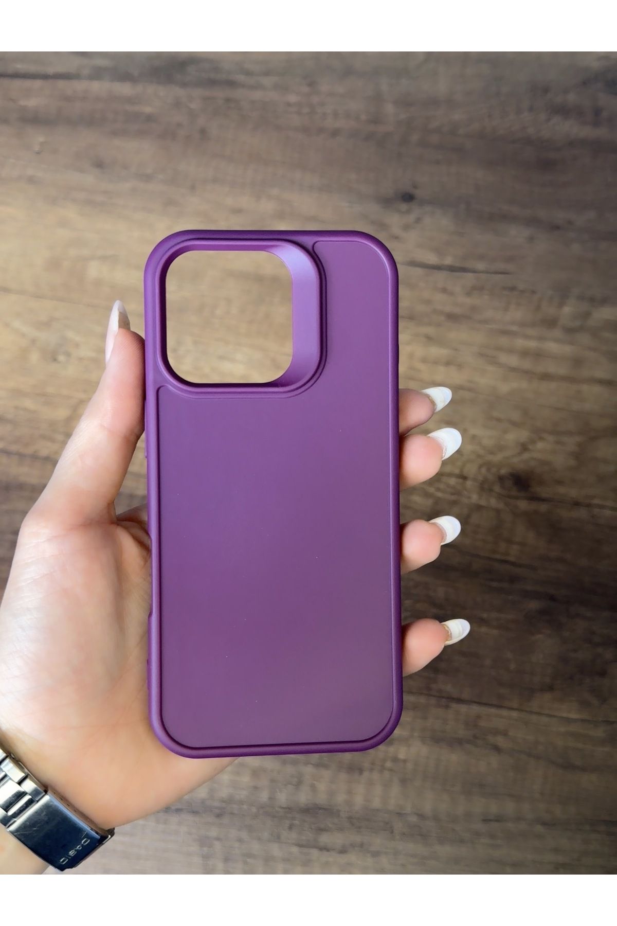 MTL İPhone 16 Pro Silikon Kılıf XFab
