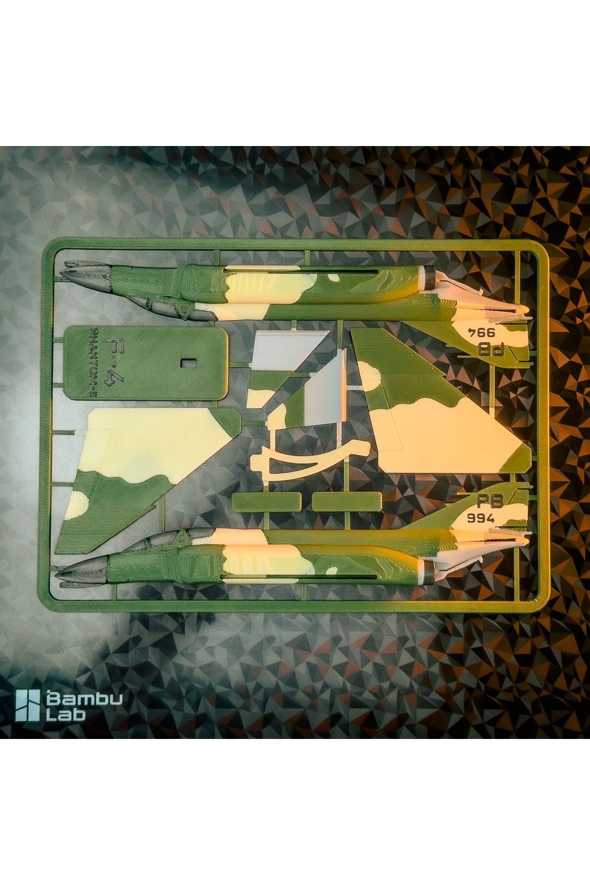 GİT3D-مجموعة ألغاز الطائرة F-4 3