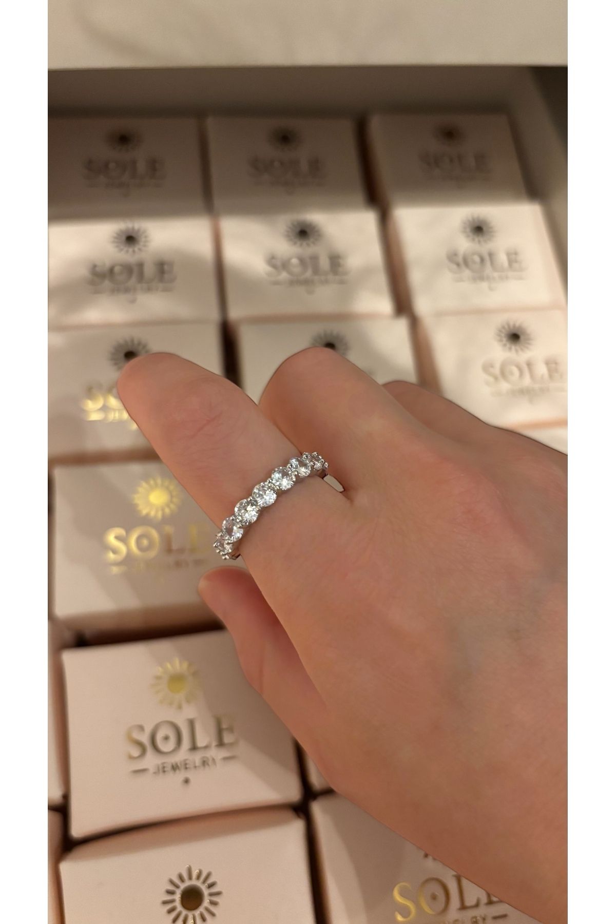 sole jewelry Ayarlanabilir Yuvarlak Taşlı Su Yolu Yüzük