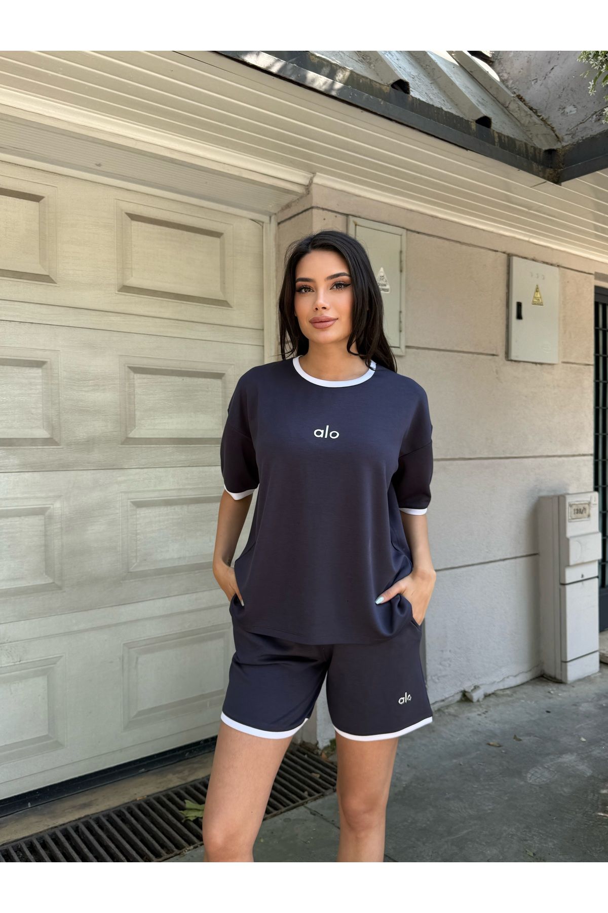 LE CARAMBOLE Kadın Antrasit Modal Kumaş Nakışlı Oversize T-shirt Ve Şort Takım
