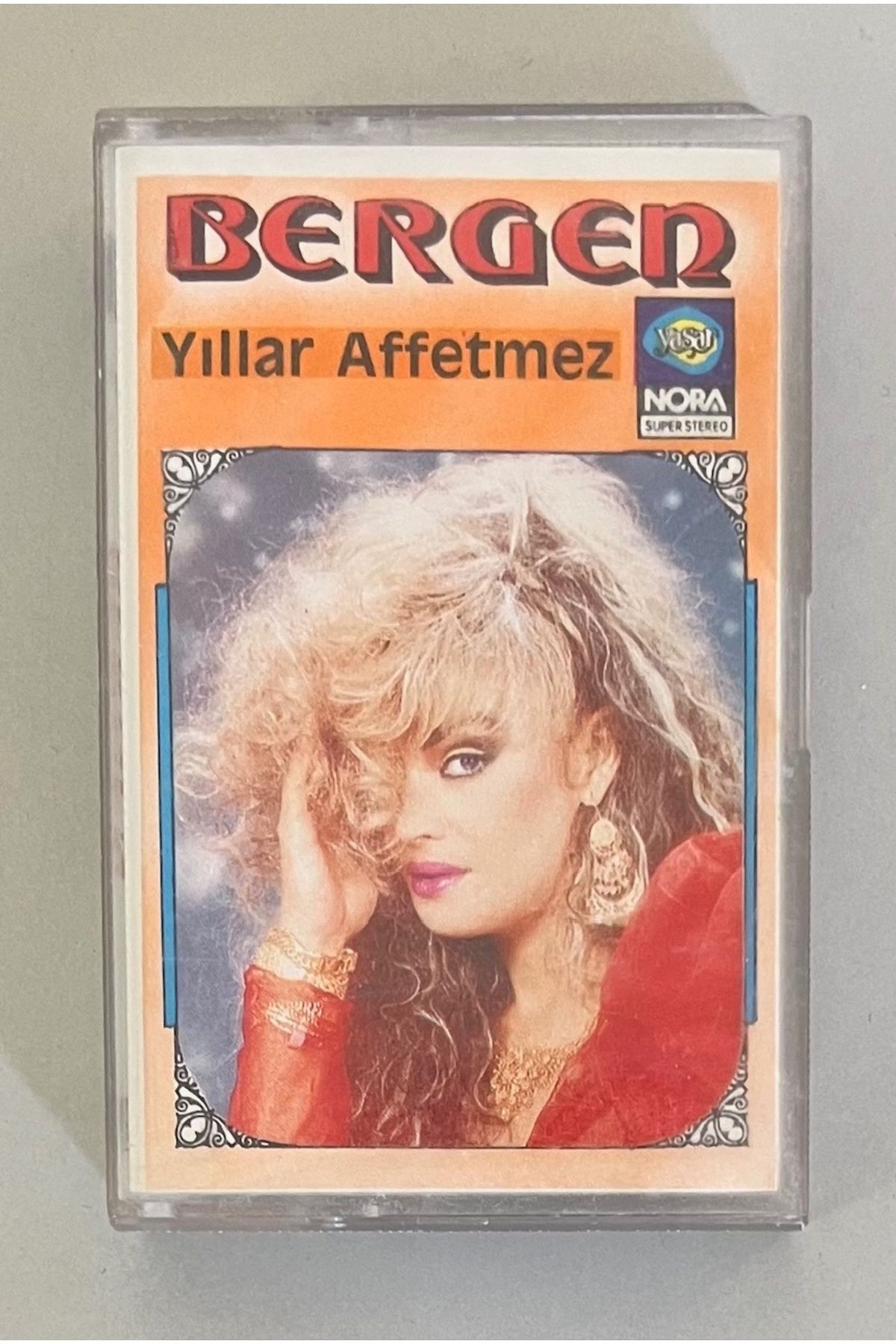 Plakevi İzmir Bergen Yıllar Affetmez Kaset (Orjnal Dönem Kağıt Baskı Kaset)