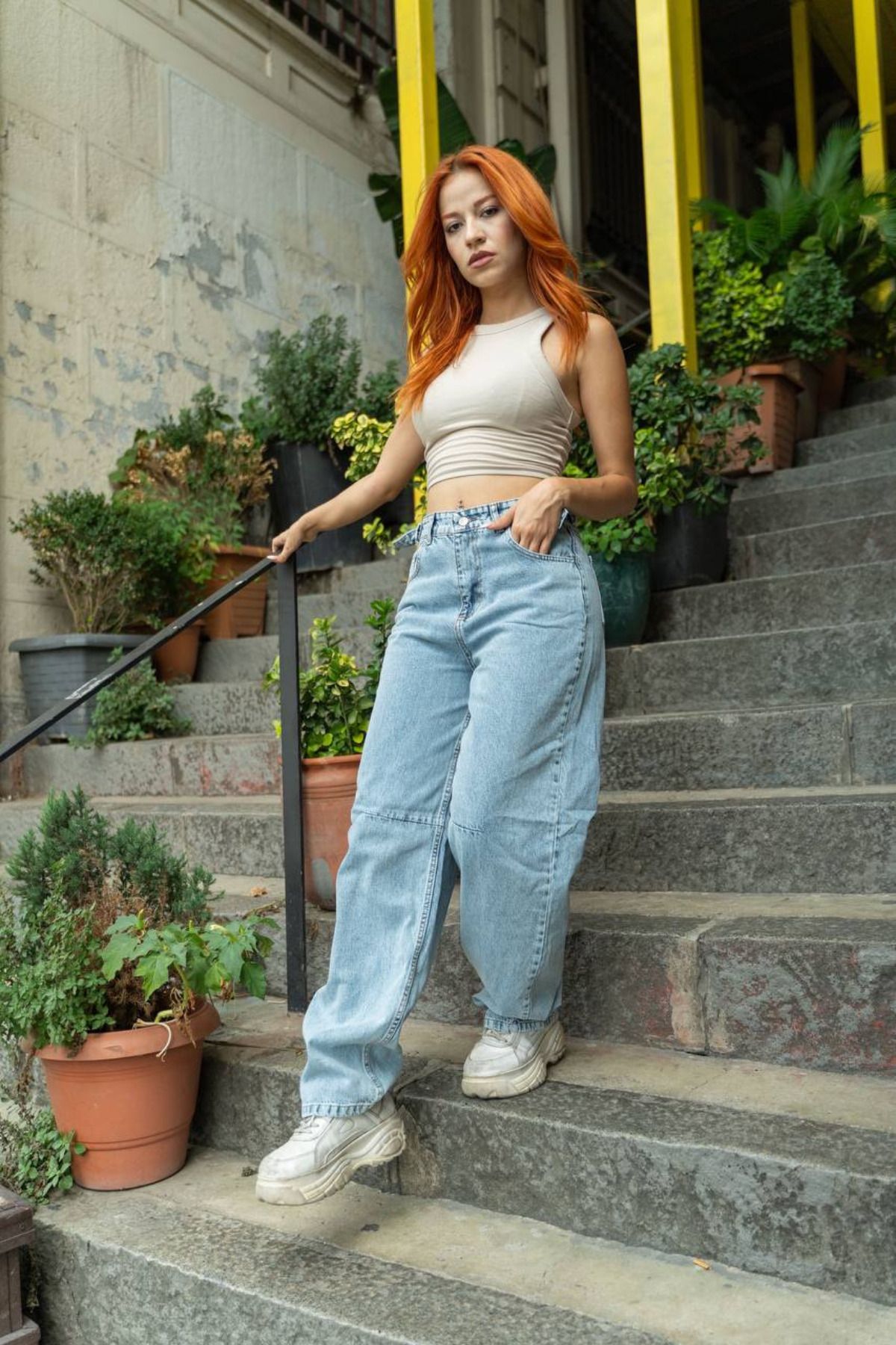 Chirkef Mavi Kadın Baggy Fit Pamuklu Bol Paça Beli Ayarlanabilir Kemerli Sokak Stili Kot Pantolon OWNBELT