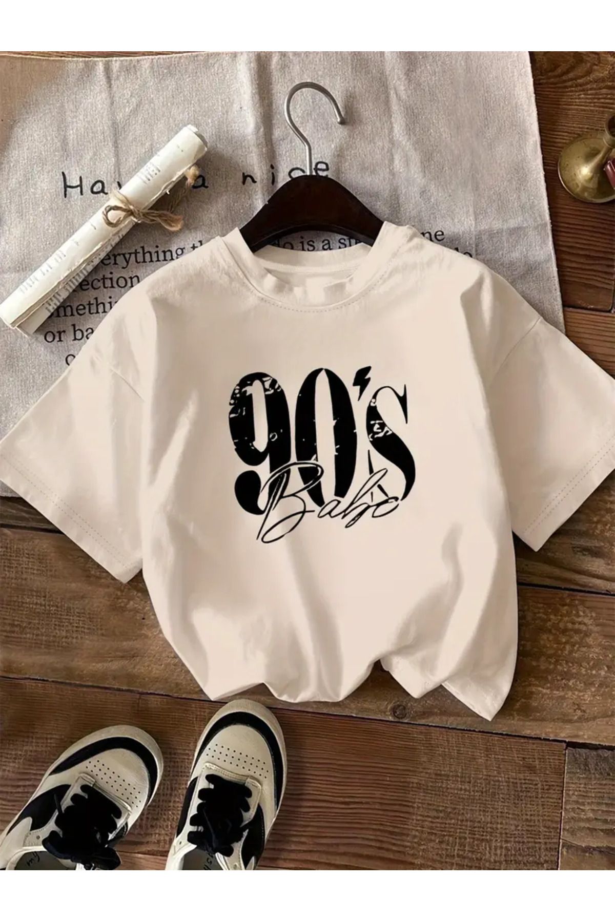 GALASHOP 90 lar Desenli Kısa Kollu Rahat Yuvarlak Yaka T-Shirt