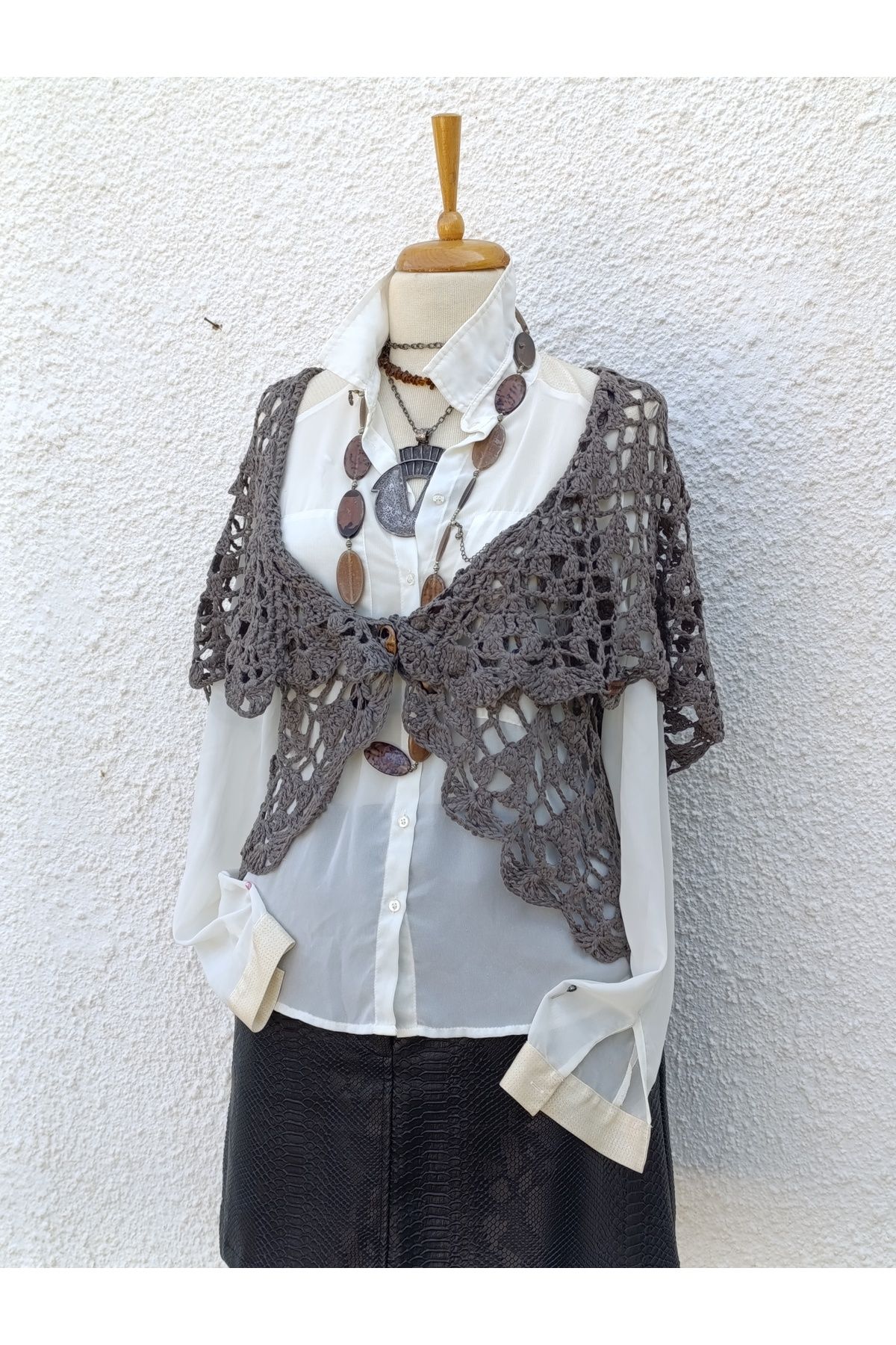 Hippybutik Antrasit Gri Pamuklu Tığ Dokuma Asimetrı Tasarım El İşi Dantel Yelel