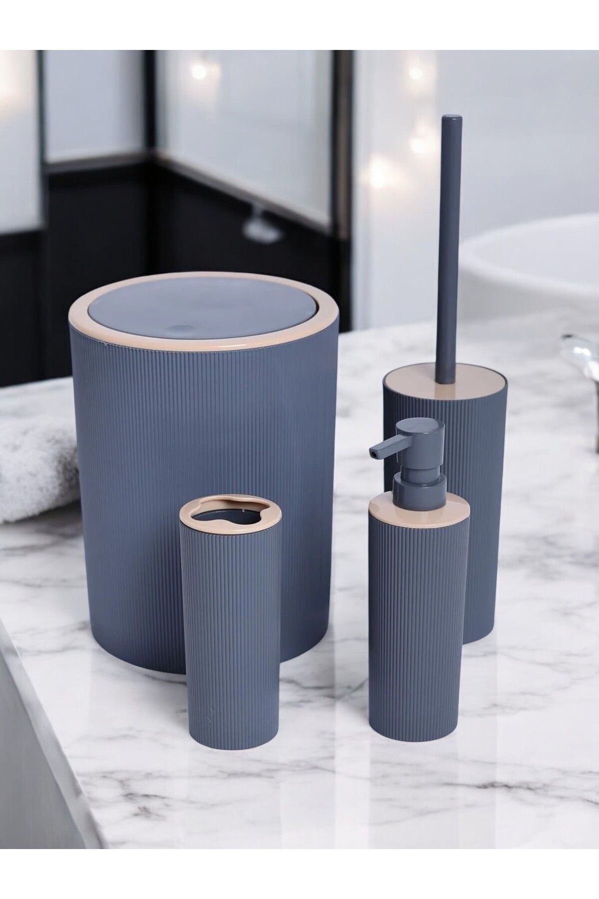 LUMİNA 4 'lü Banyo Seti Plastik - 3 Renk Seçeneği
