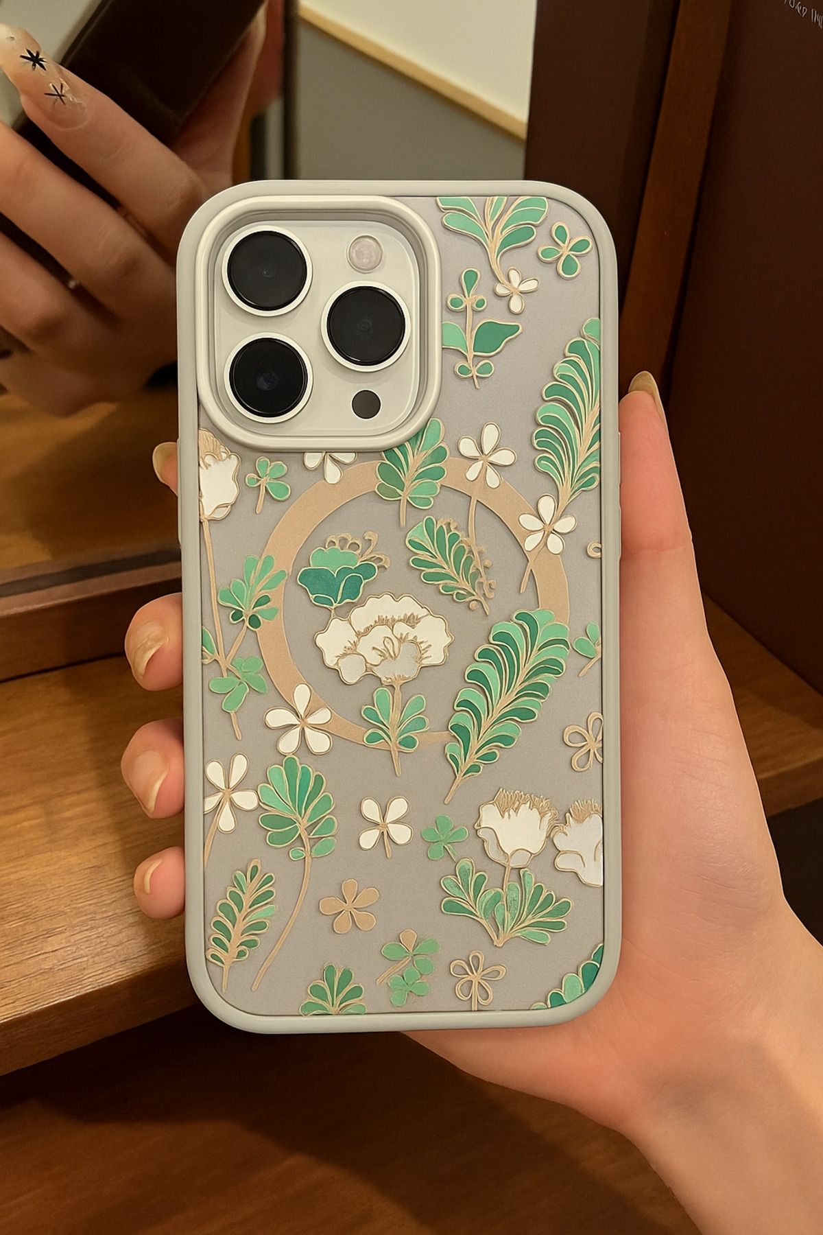 EDELFU Premium iPhone 14 PRO Çiçek Desenli Silikon Kılıf Yeşil Bitki Motifli, Darbeye Dayanıklı, Yumuşak Kenarlı