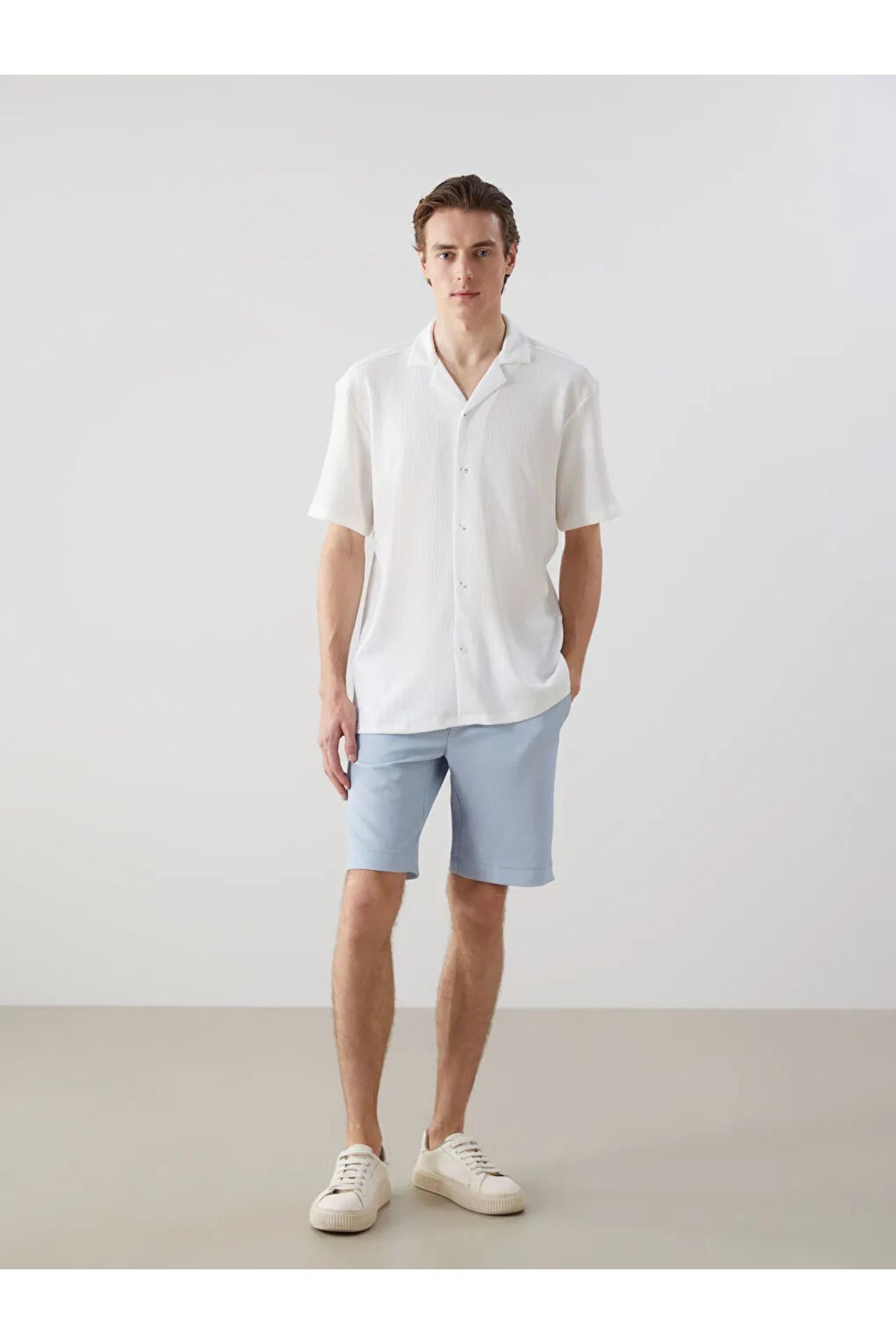 LC Waikiki LCW Vision Siyah Slim Fit Erkek Şort