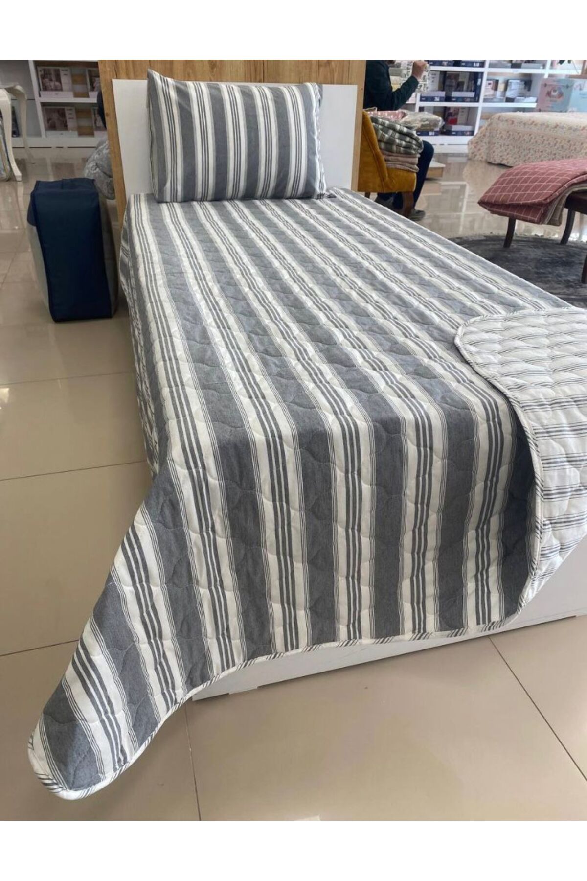 VİLERA HOME Tek Ki̇şi̇li̇k 155*215 Çi̇ft Yönlü Çok Amaçli Yastik Kilifli Yatak Örtüsü