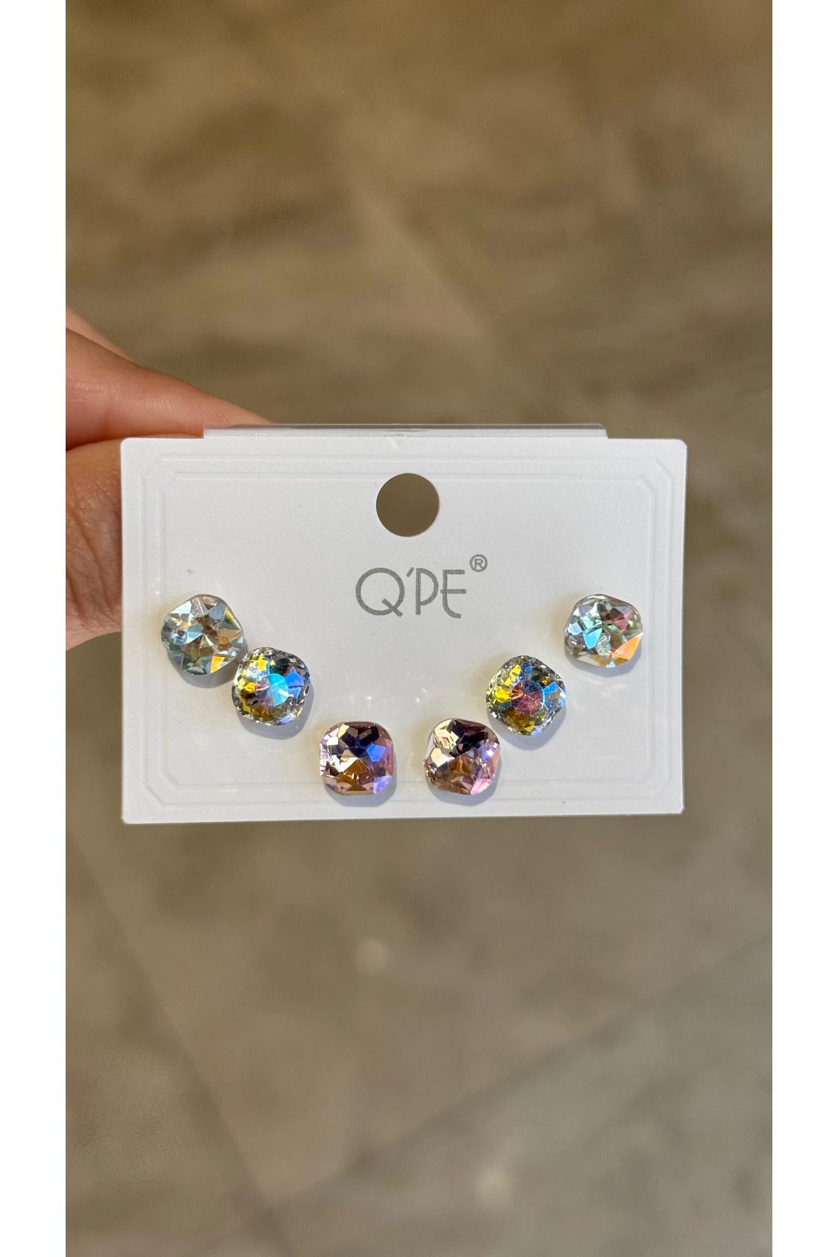 Yares Accessories Çoklu küpe renkli kare
