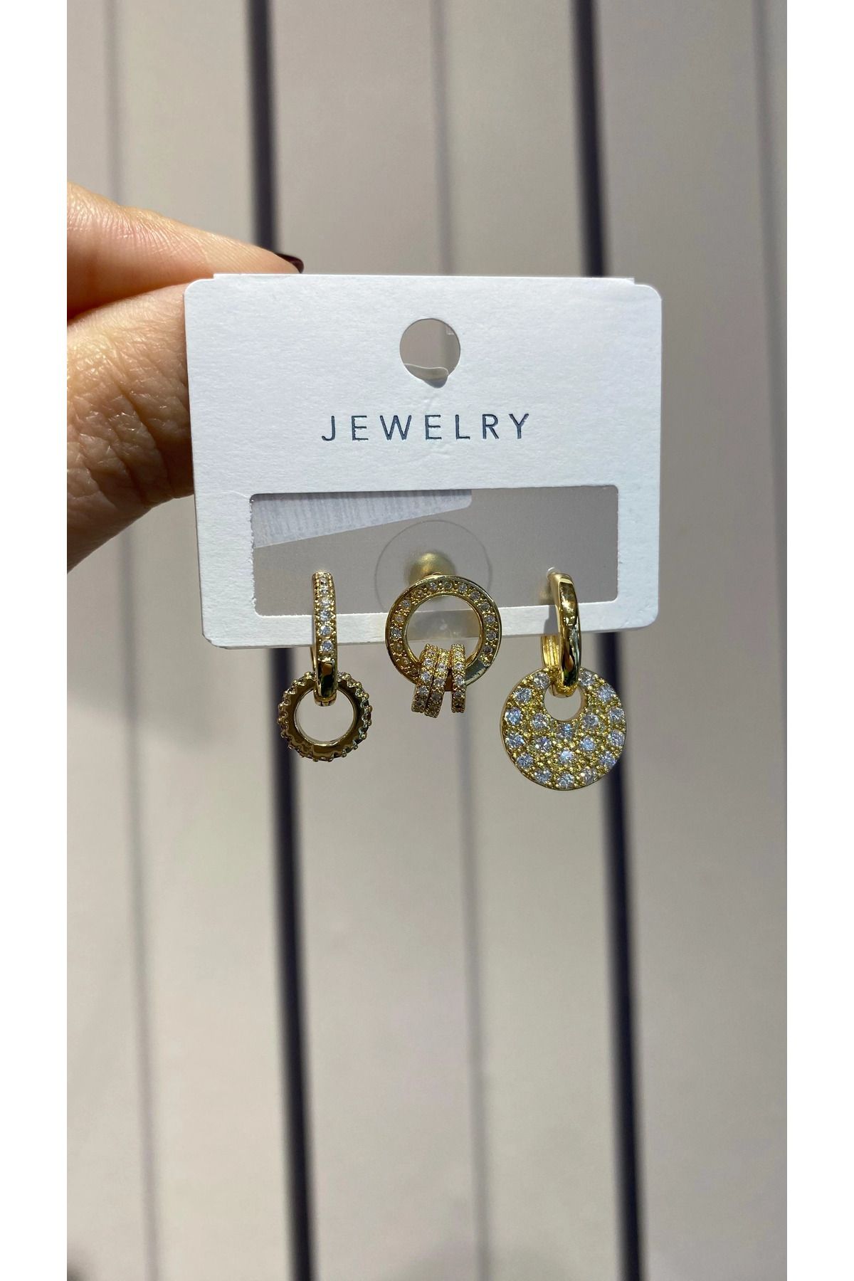 Yares Accessories Çoklu gold taşlı küpe