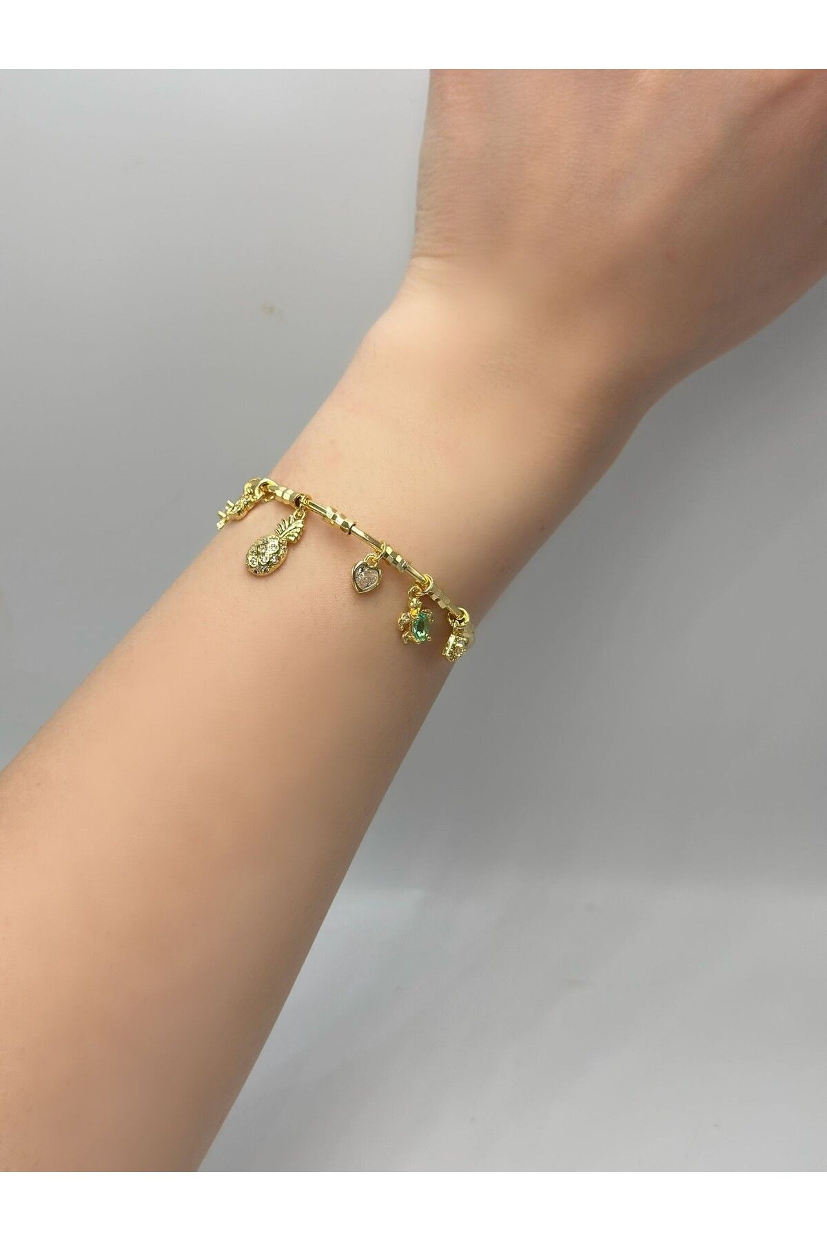 MyladyAccessoriess Ananas Charm Detay Çelik Kelepçe