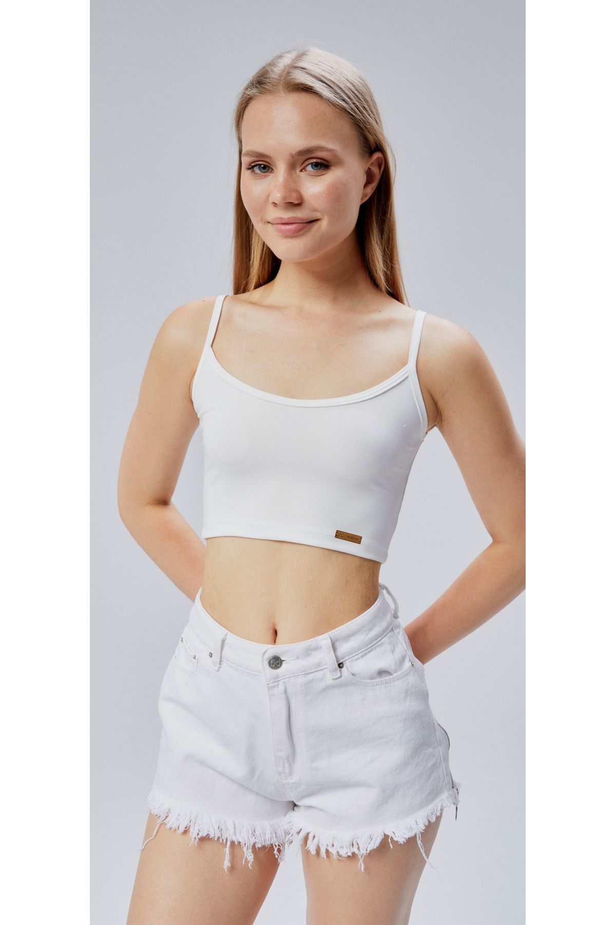 FHELIA Kadın İp Askılı Likralı Basic Crop Perfect Fit Atlet Büstiyer
