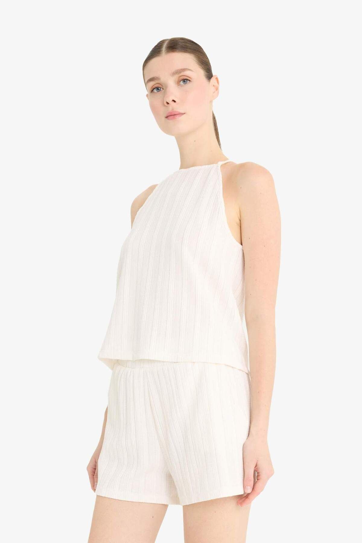 DeFacto-Regular Fit Halter Neck Wrap Undershirt F4449Ax25Sm 4