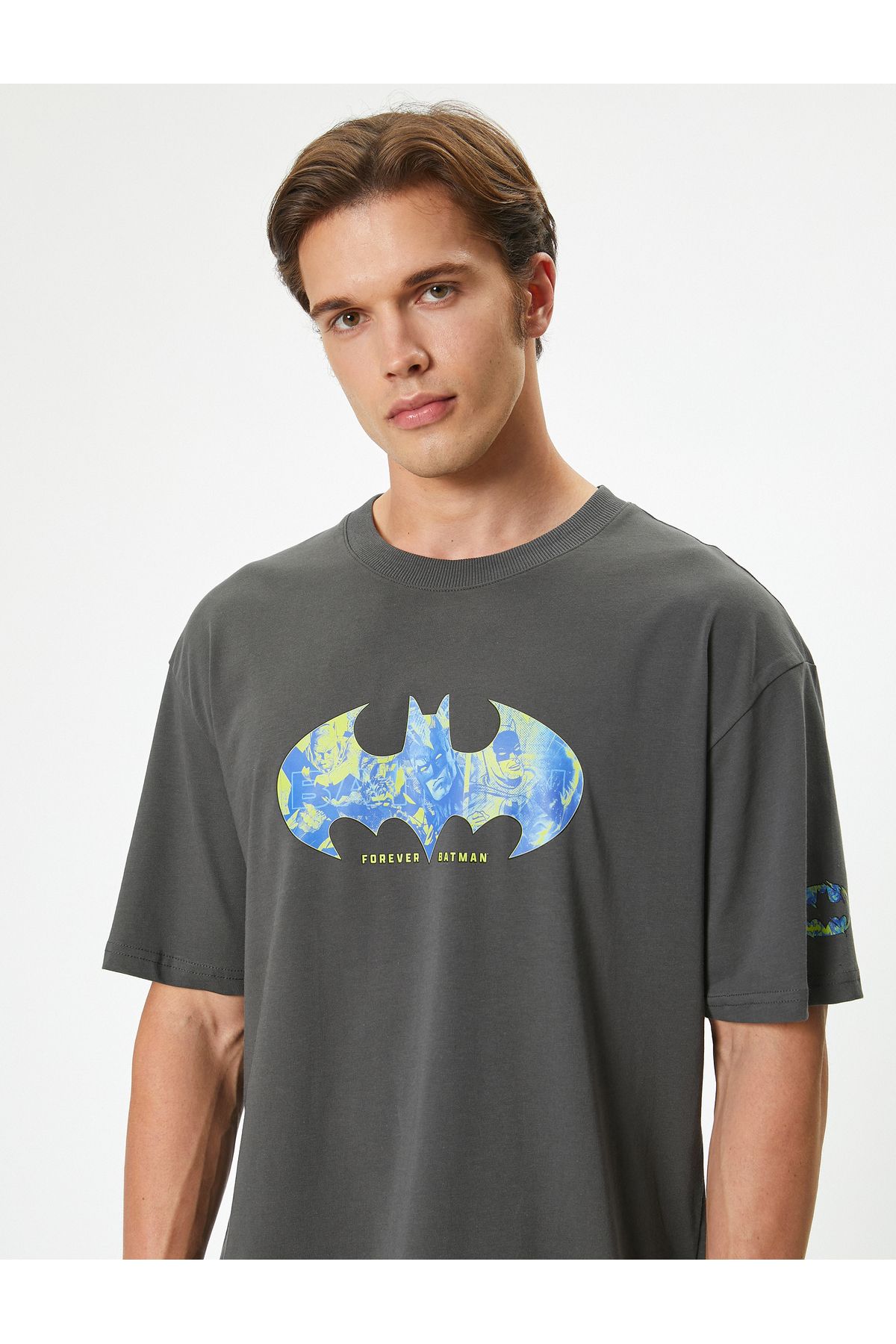 Koton KT - Batman Tişört Lisanslı Oversize Kısa Kollu Bisiklet Yaka Pamuklu