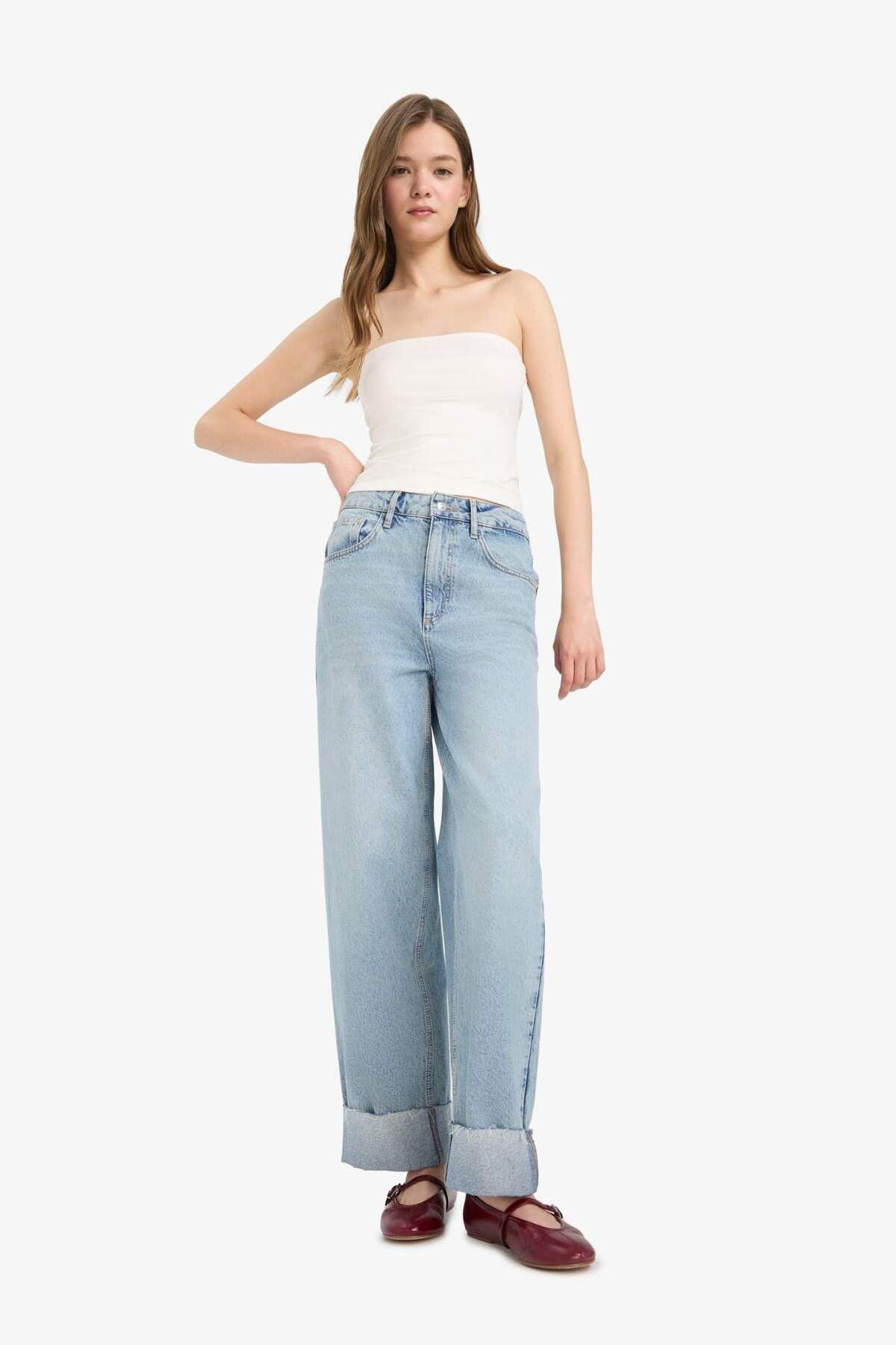 complete the look image