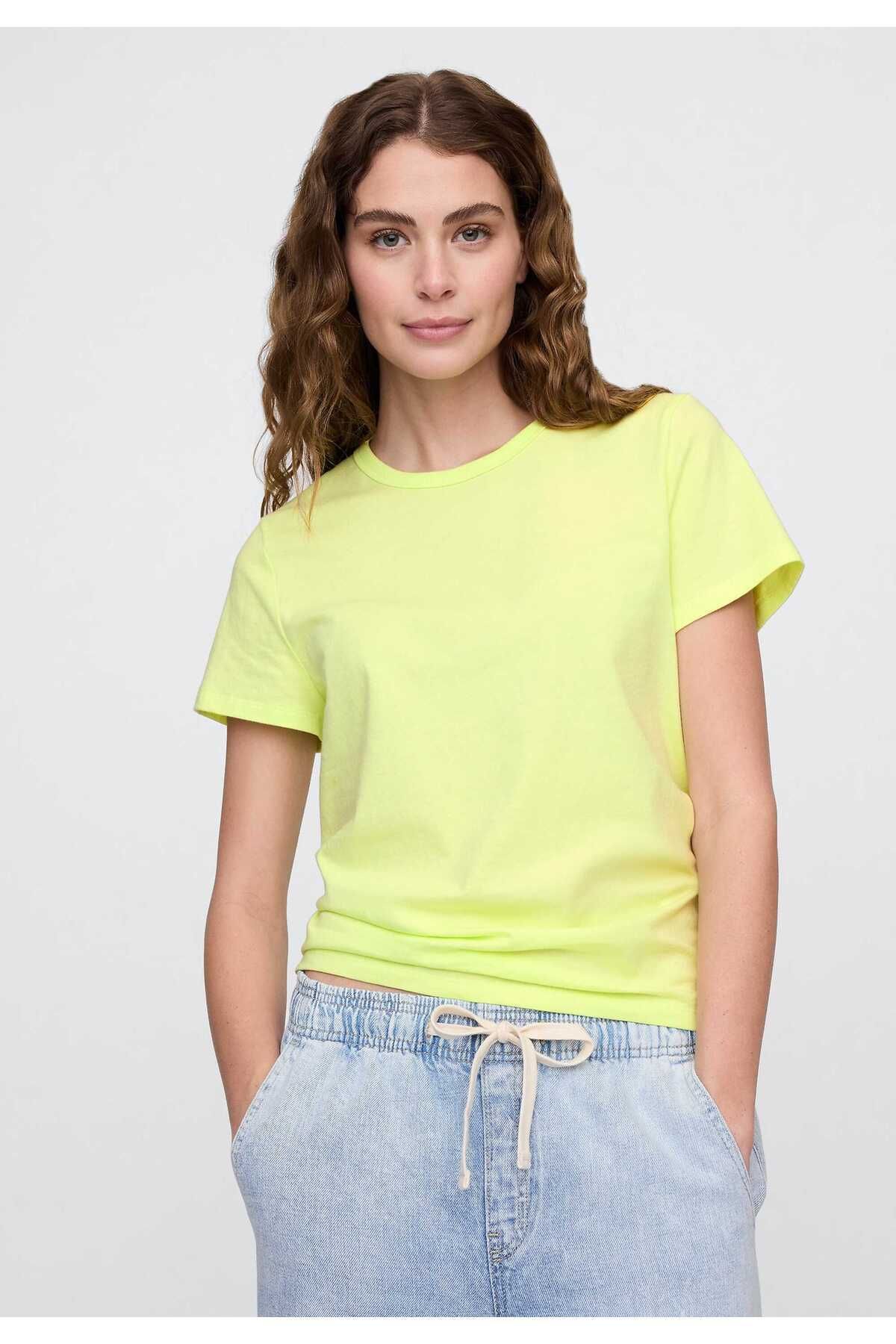 GAP Favorite Crewneck T-Shirt
