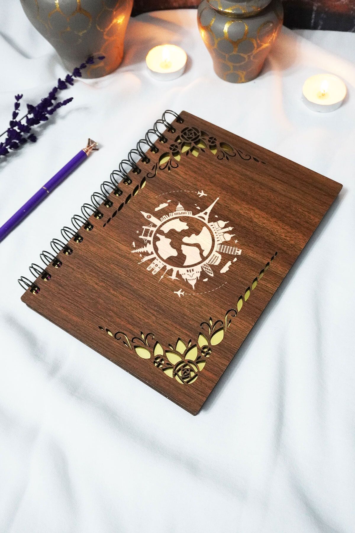 markcat Dünya Ahşap Kapaklı Spiralli Okul Defteri - Çizgili Defter - 60 yaprak (120 sayfa) - A5 15x21 cm