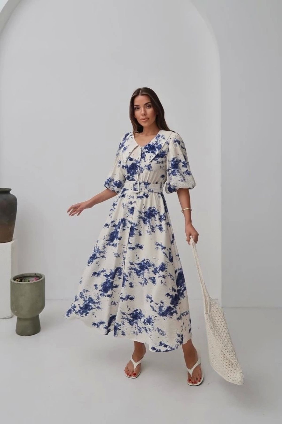 Butik Mavi Desenli Kemerli Elbise